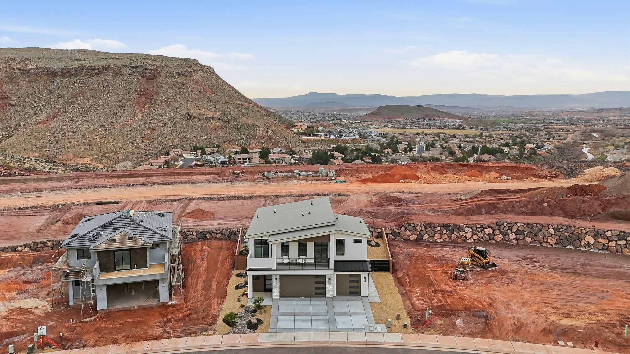 DESERT RIDGE ESTATES - Residential