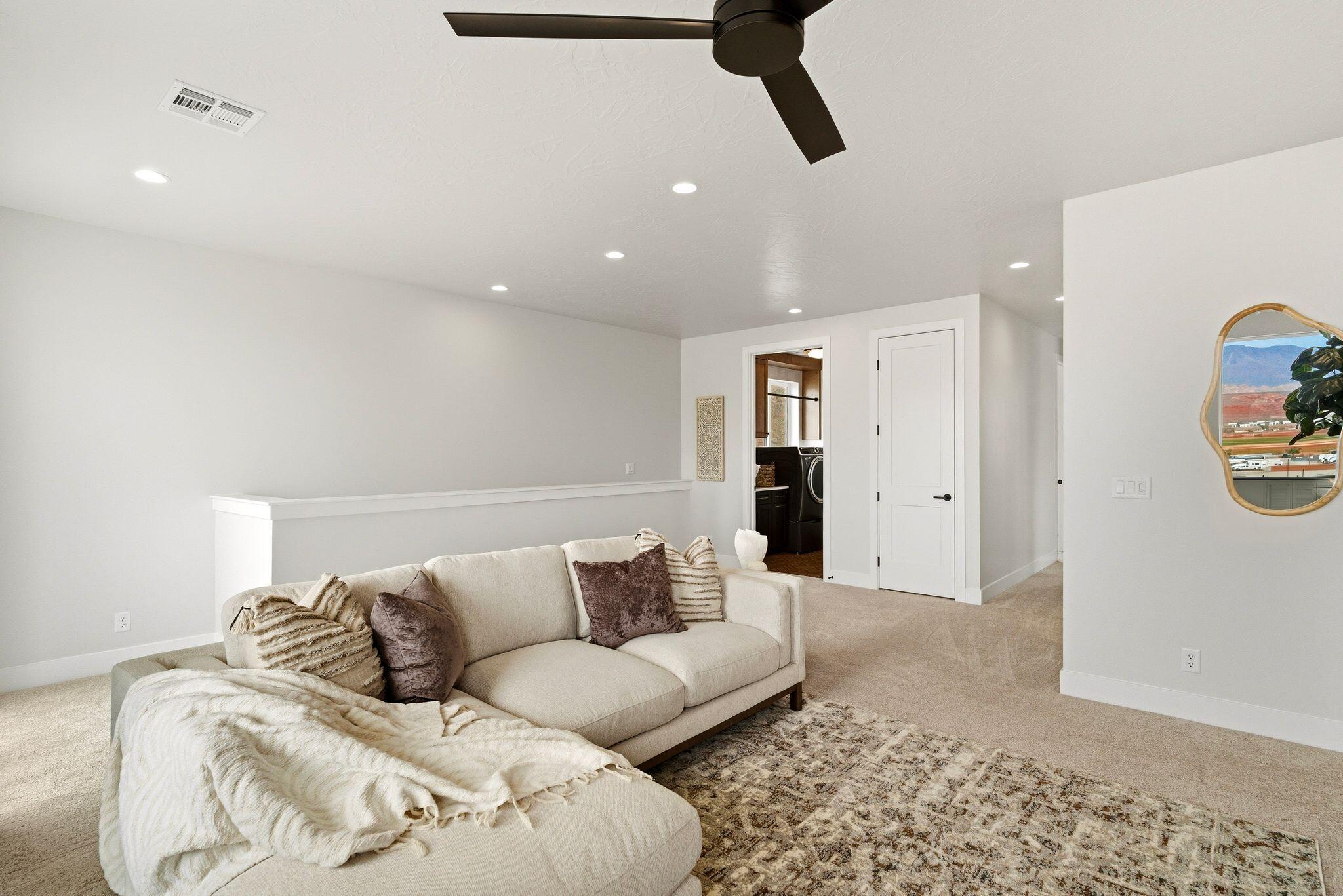 DESERT RIDGE ESTATES - Residential