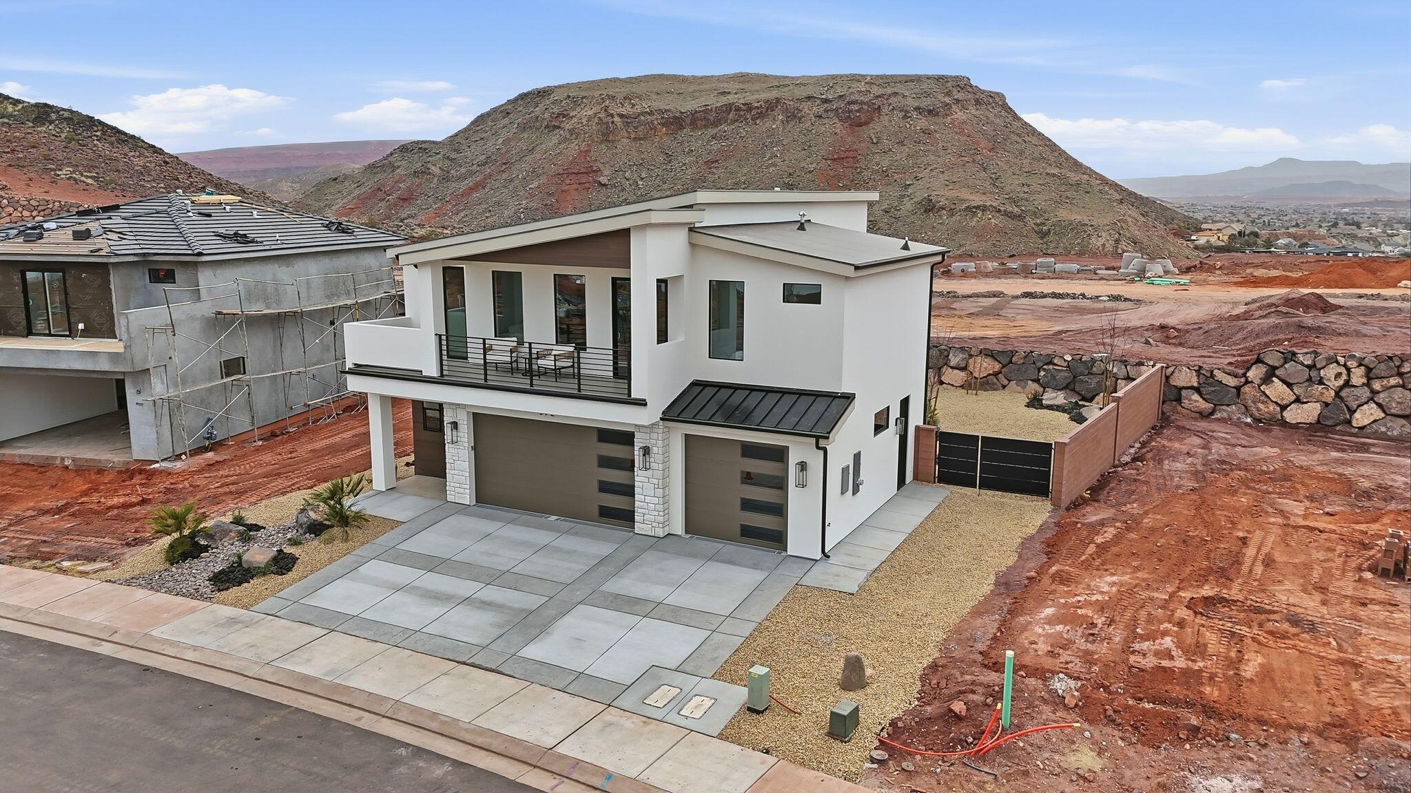 DESERT RIDGE ESTATES - Residential