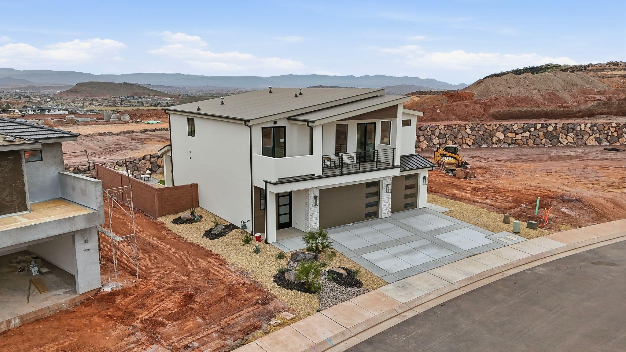 DESERT RIDGE ESTATES - Residential