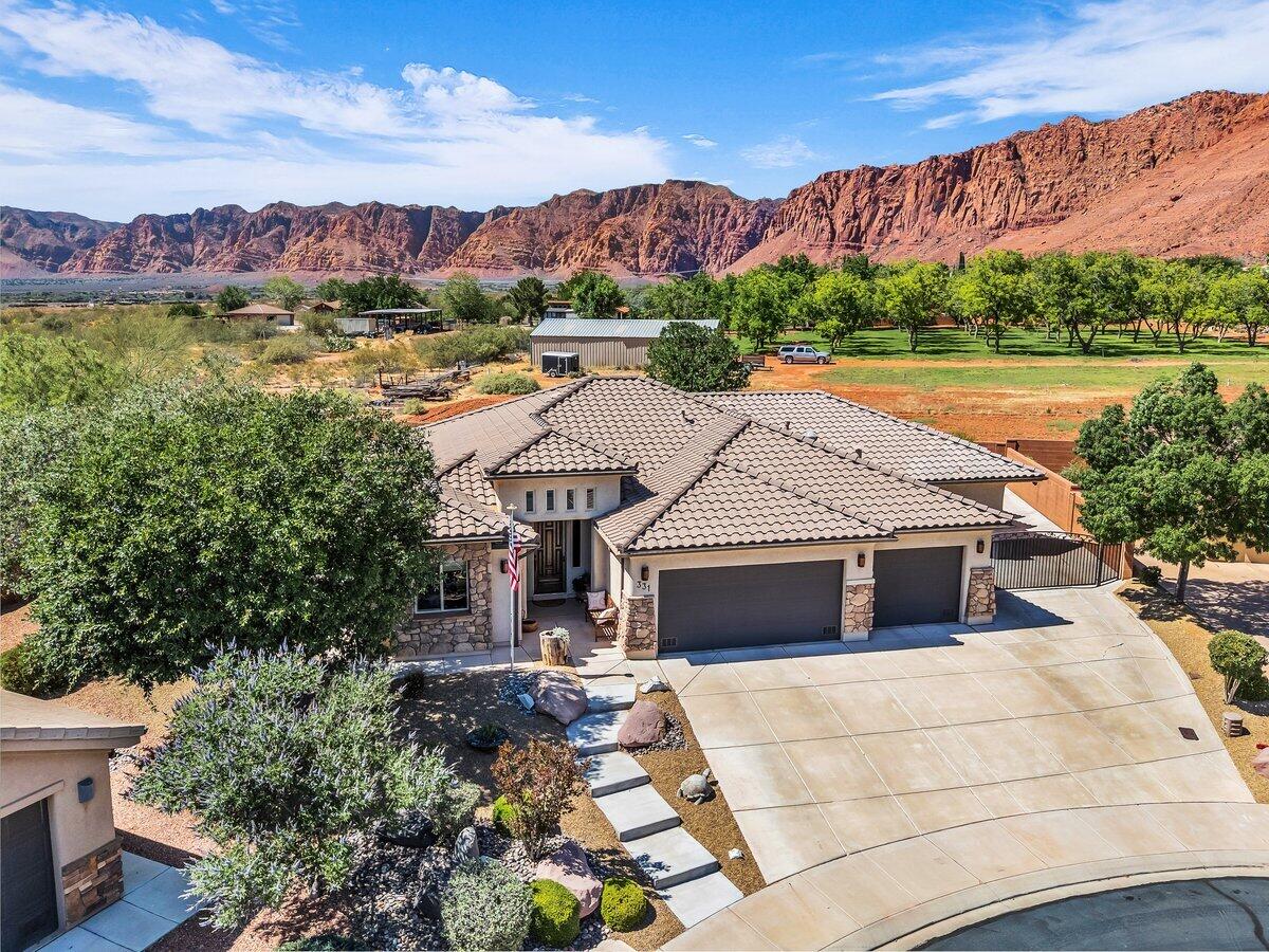 QUAIL COVE - Residential