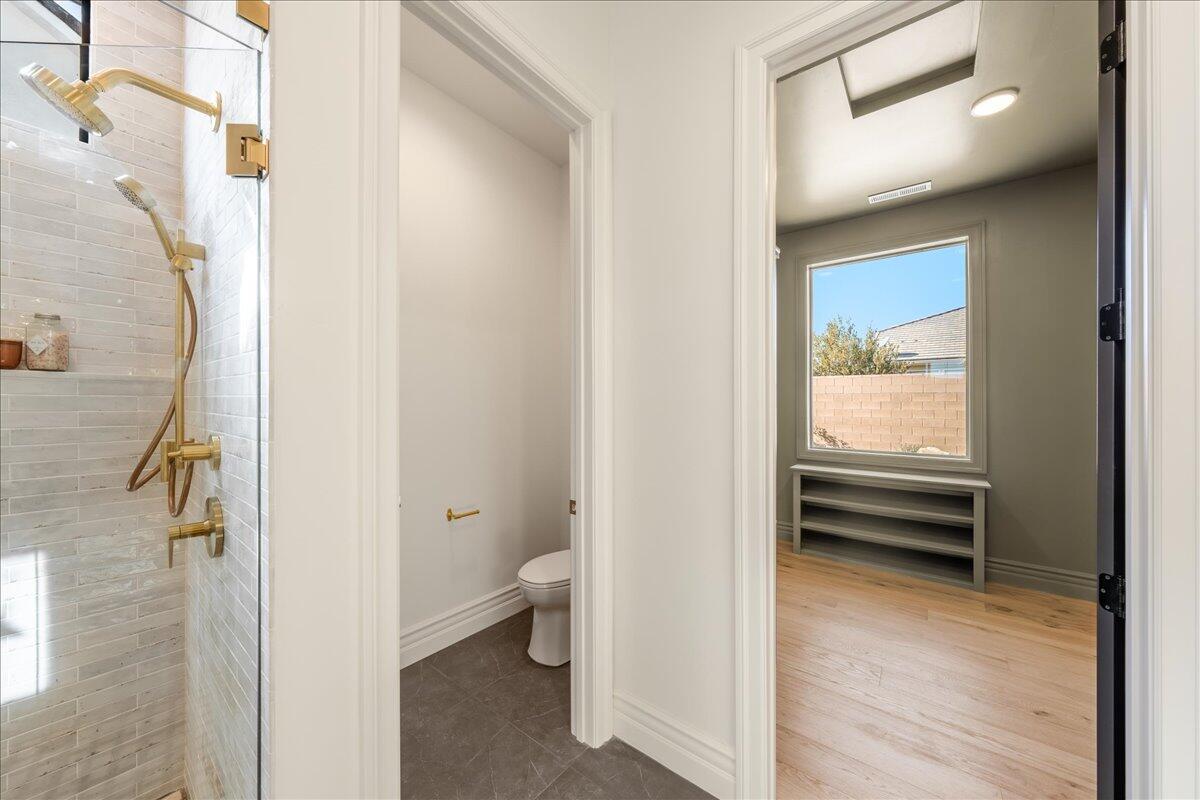 HOMESTEADS AT STUCKI FARMS - Residential