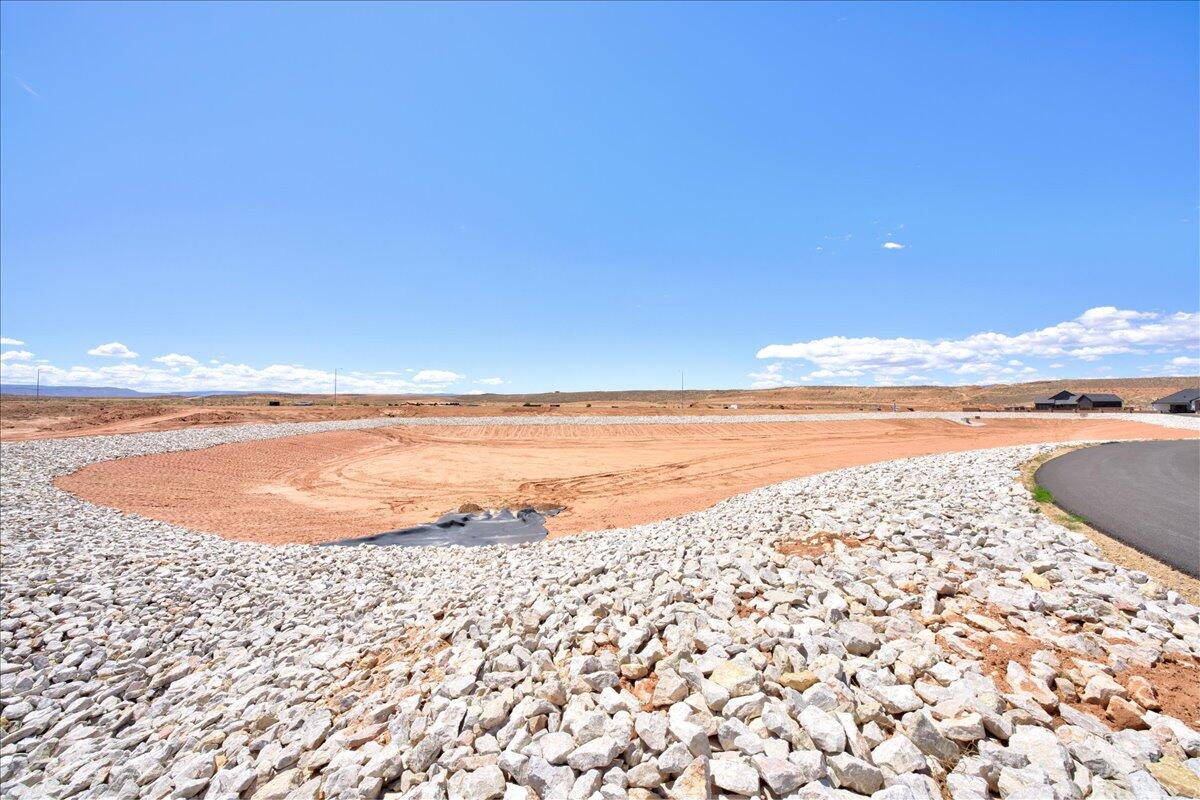 HOMESTEADS AT STUCKI FARMS - Residential