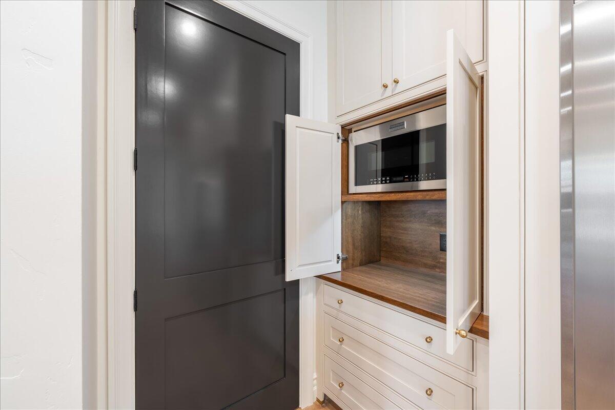 HOMESTEADS AT STUCKI FARMS - Residential