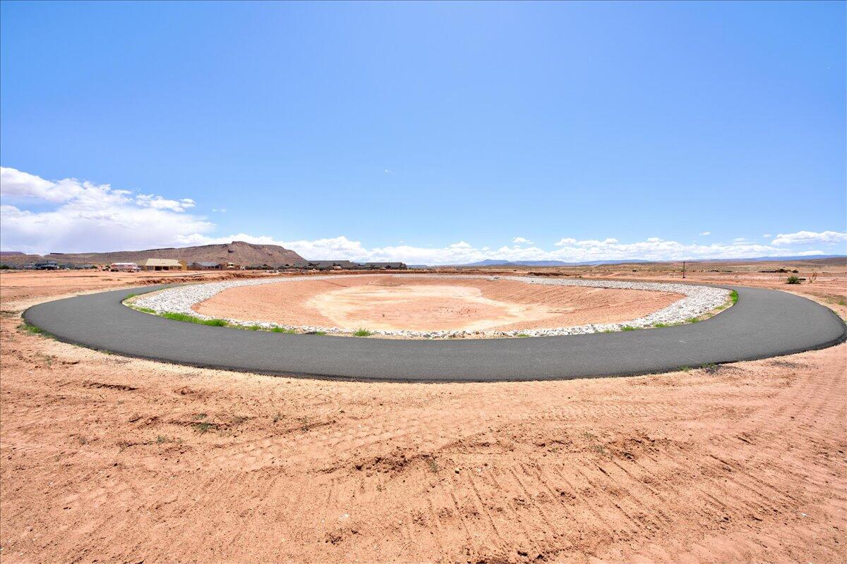 HOMESTEADS AT STUCKI FARMS - Residential