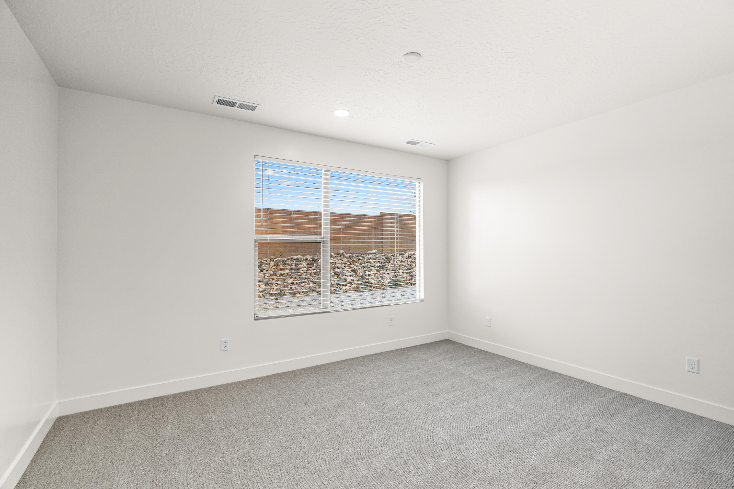 DESERT REFLECTION - Residential