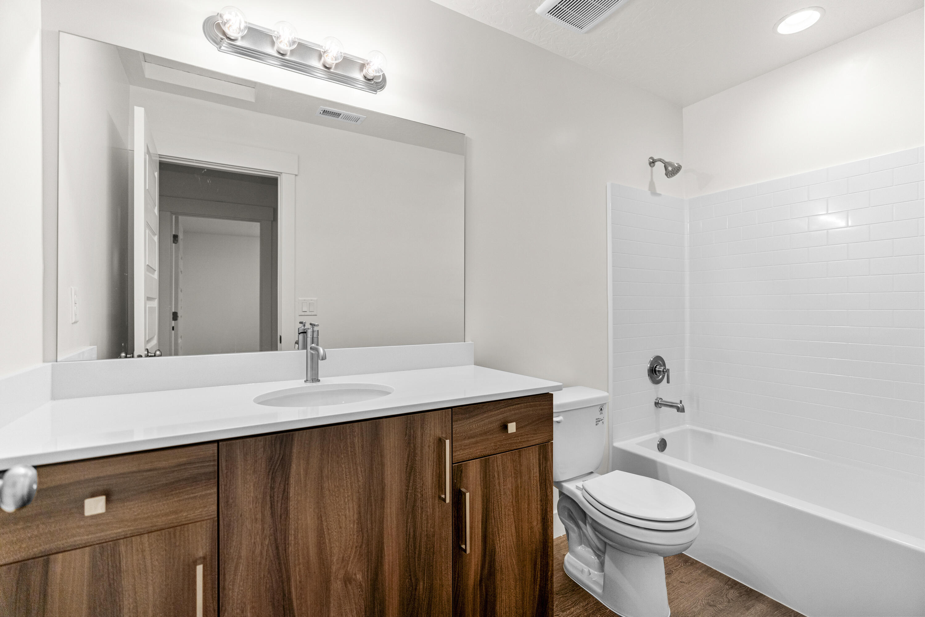 DESERT REFLECTION - Residential