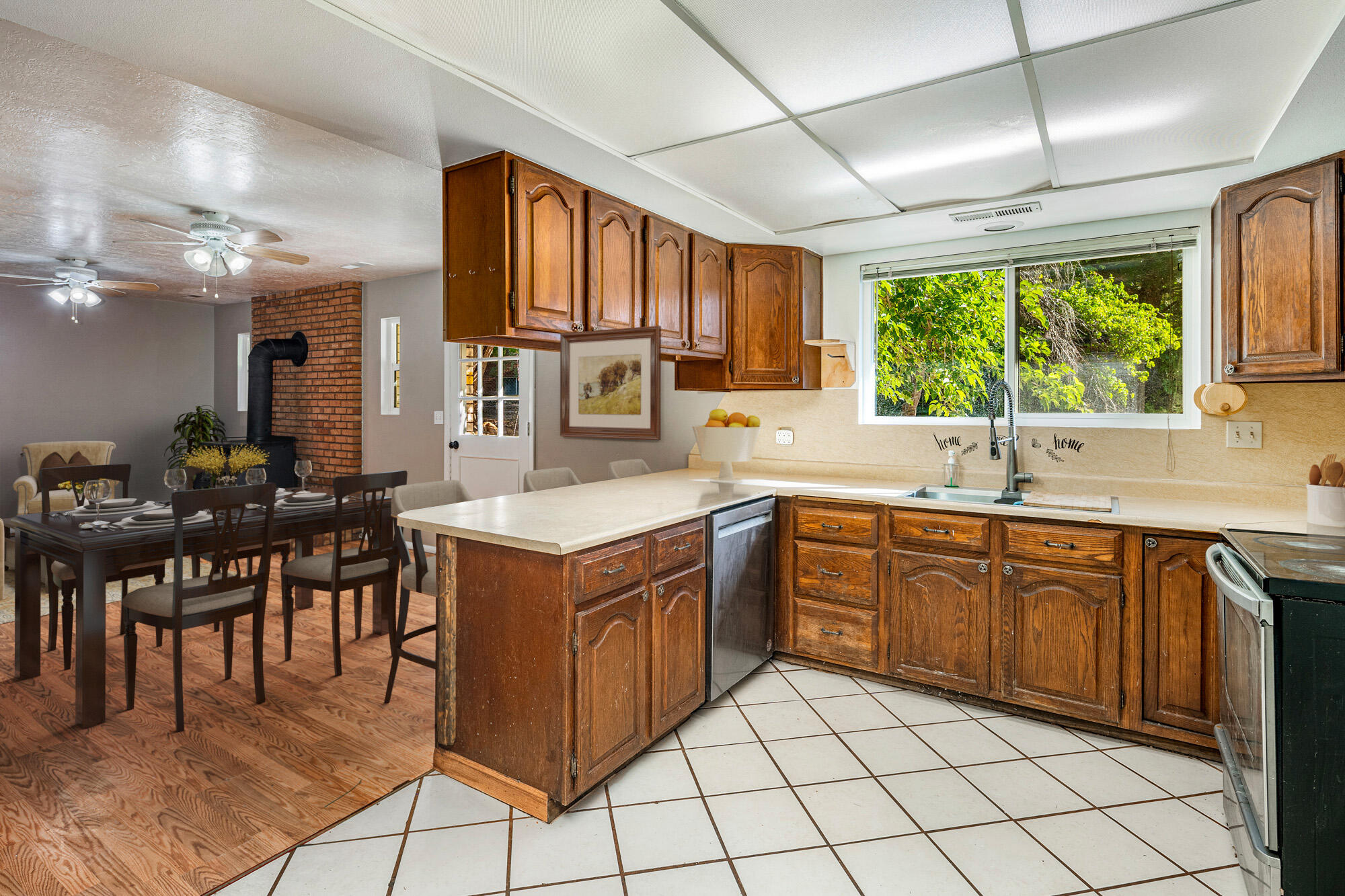 SUNSET VILLAGE - Residential