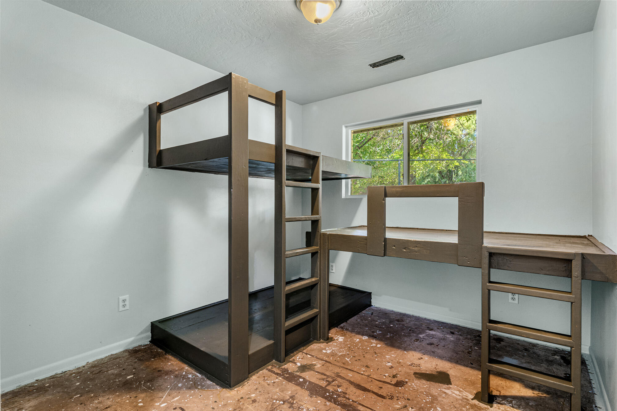 SUNSET VILLAGE - Residential