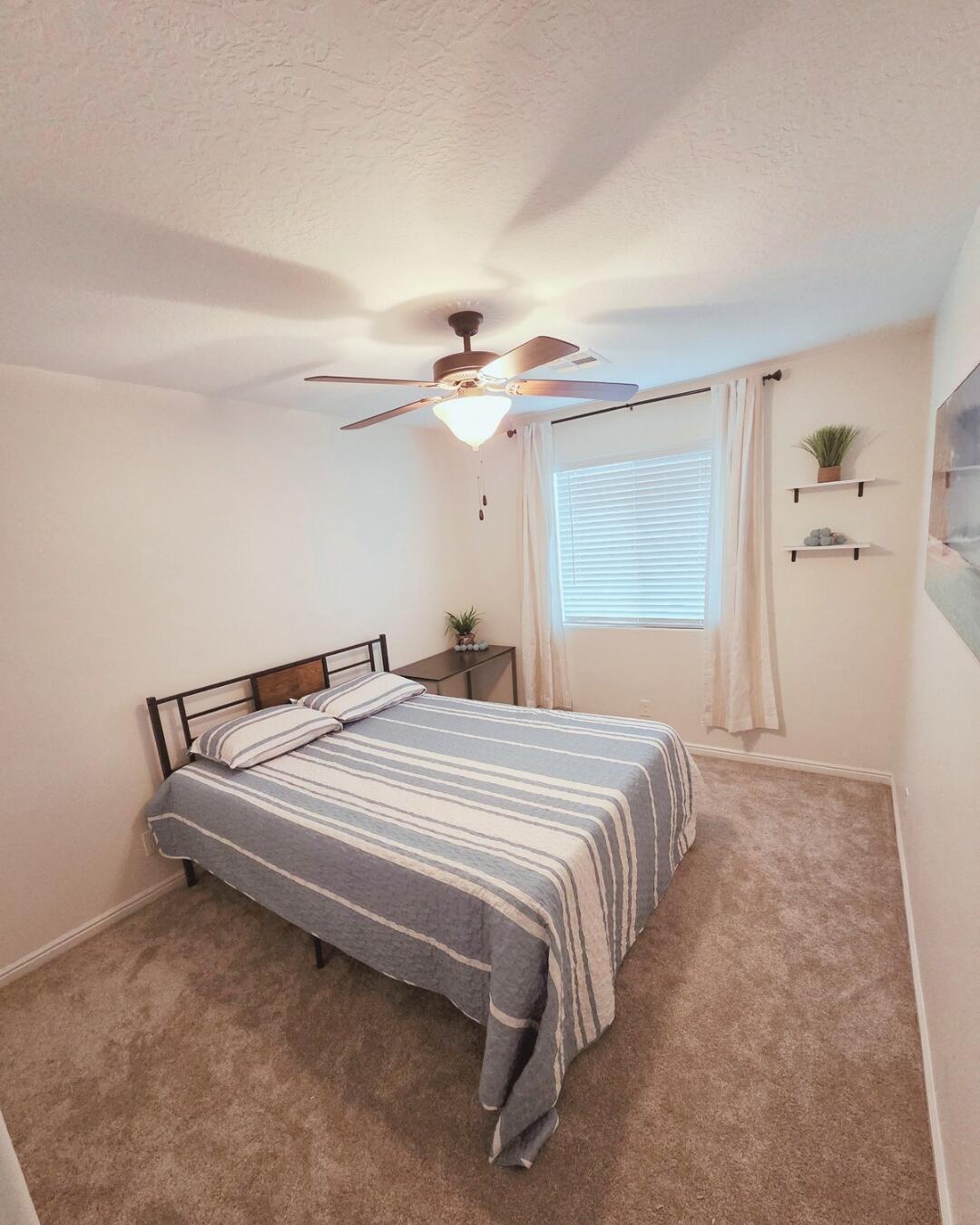 SUGAR PLUM IN THE FIELDS - Residential