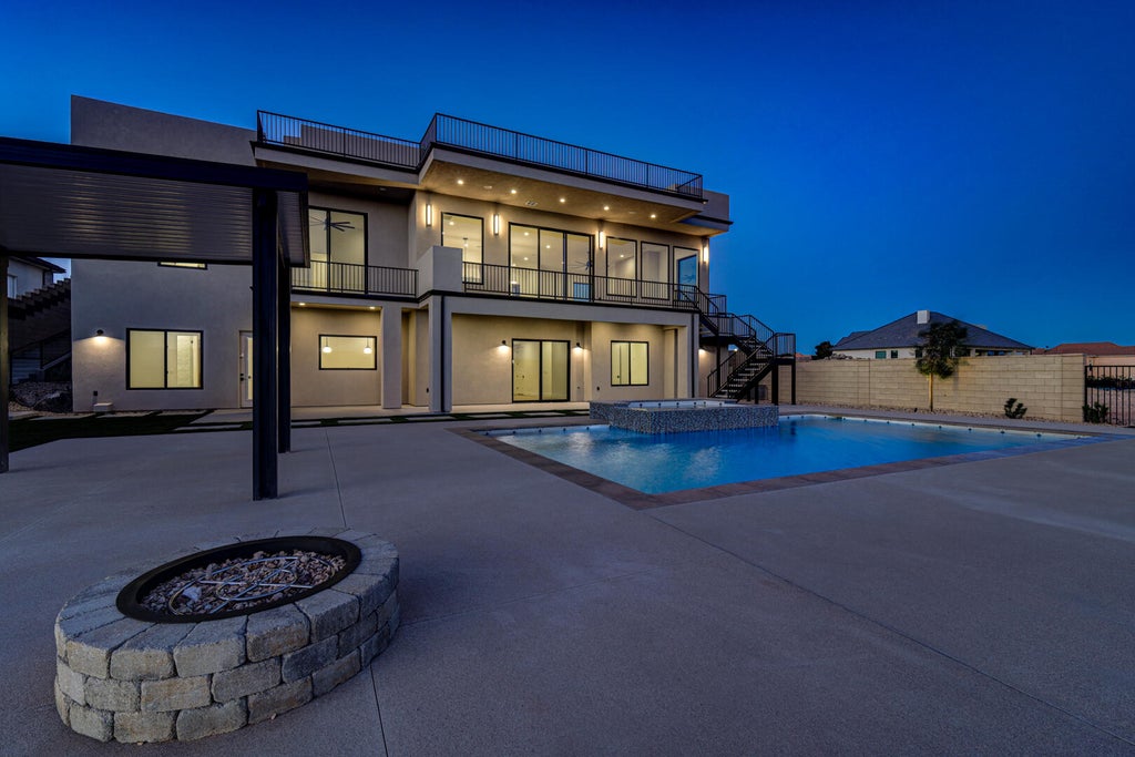 Photo of 1696 E Howard LN, Saint George, UT 84790 (MLS # 26-277220)