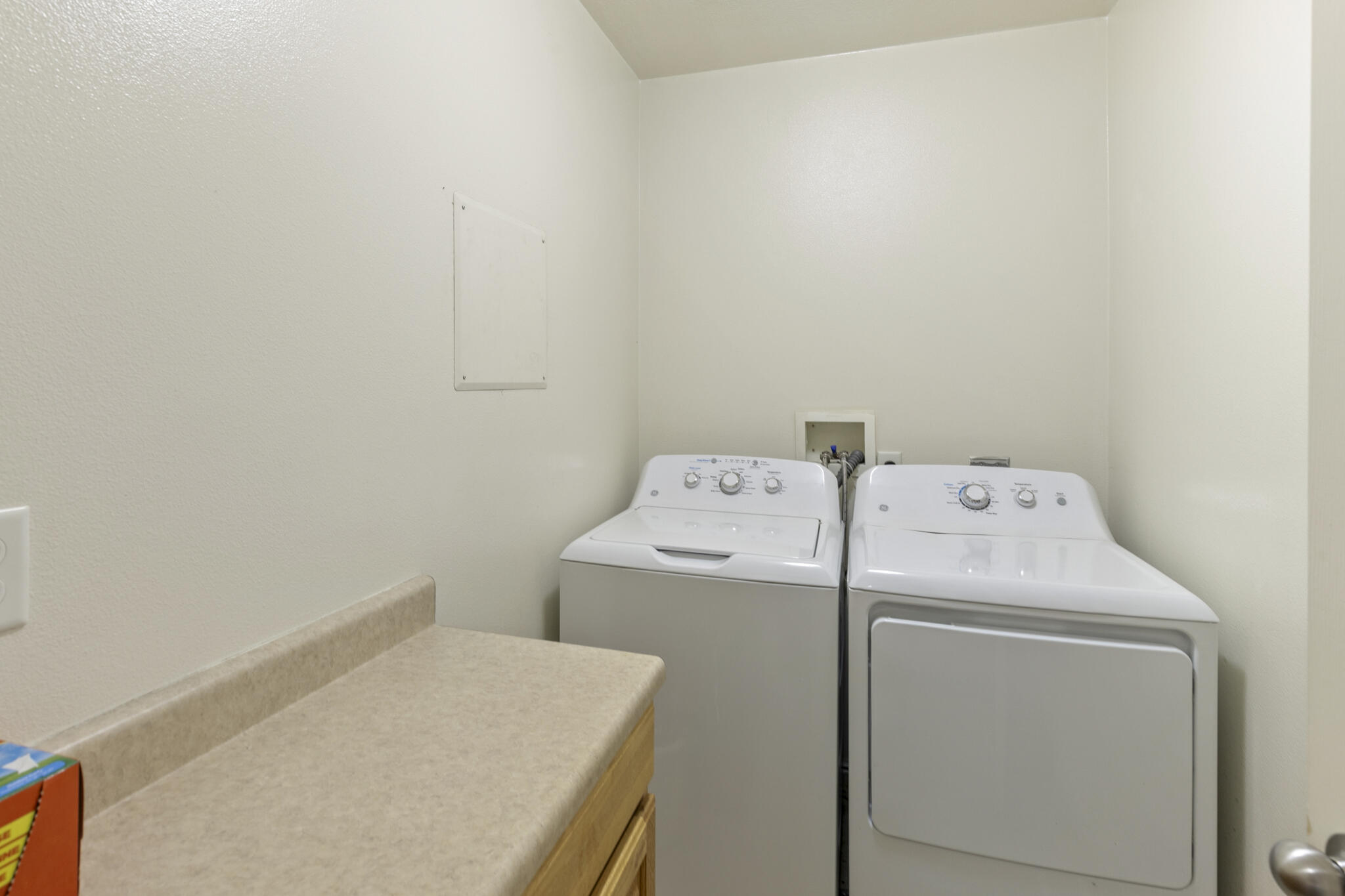 HAWK HOLLOW TOWNHOMES - Residential