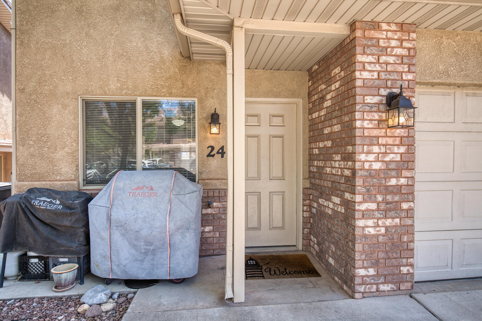 HAWK HOLLOW TOWNHOMES - Residential