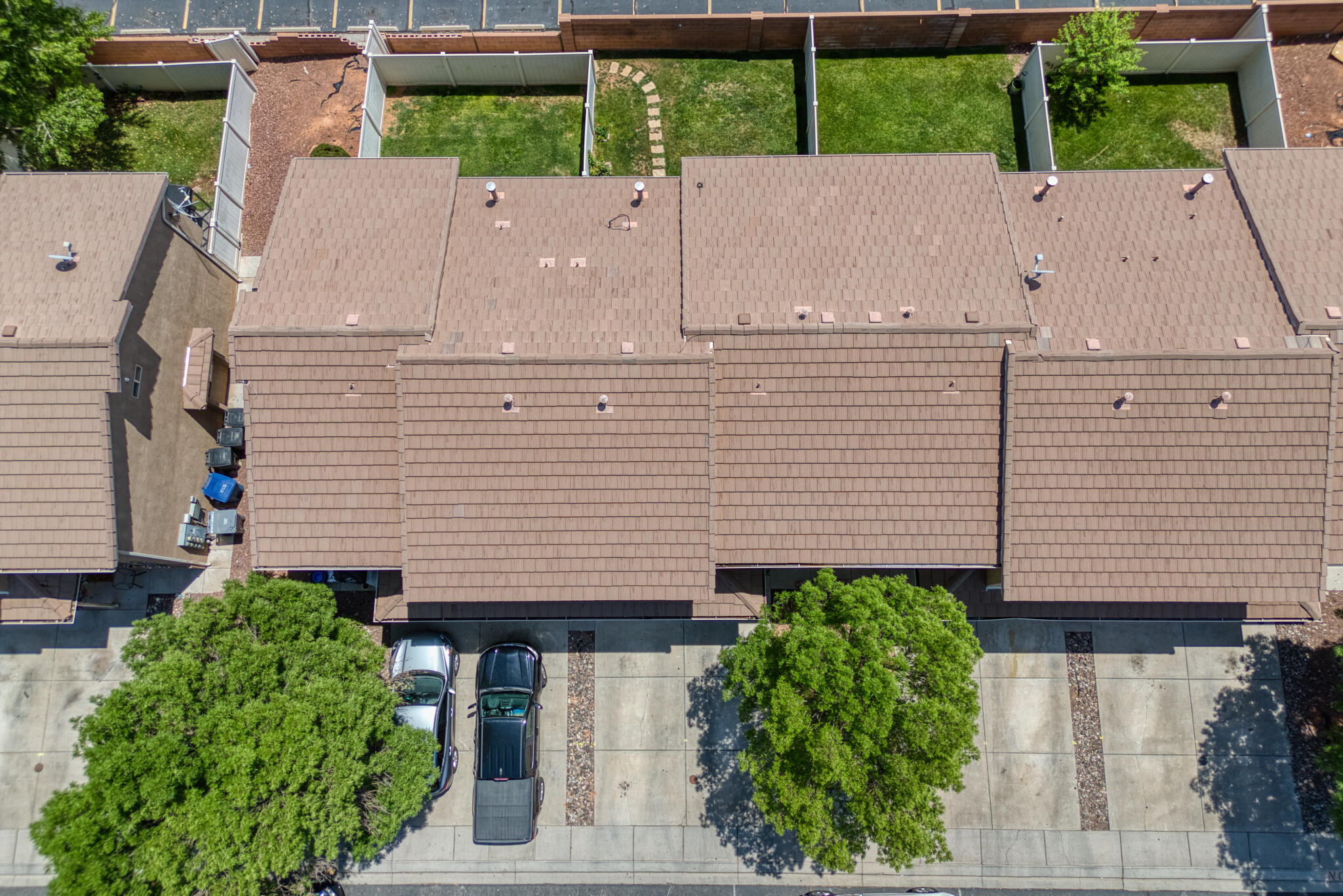 HAWK HOLLOW TOWNHOMES - Residential