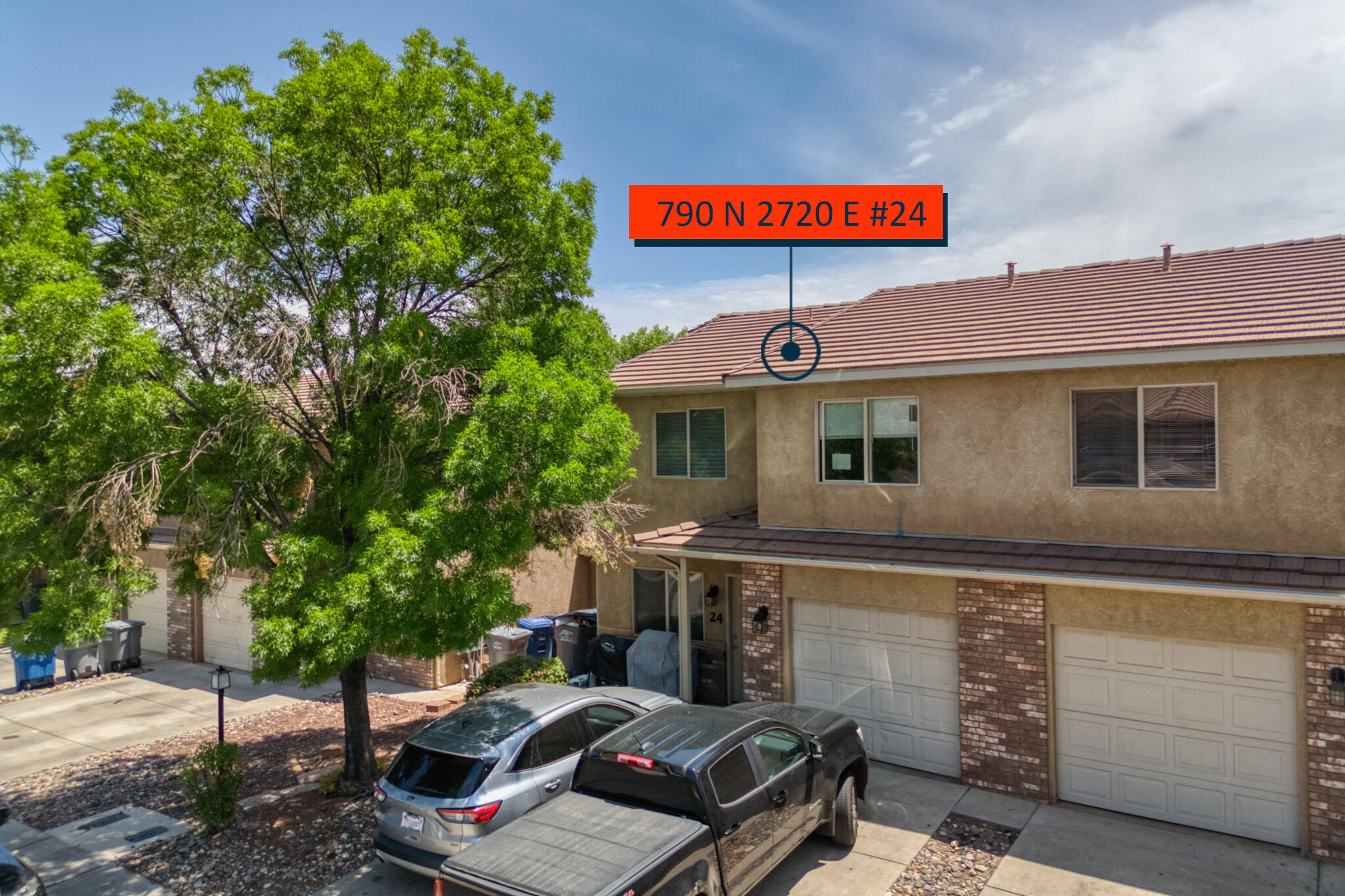 HAWK HOLLOW TOWNHOMES - Residential