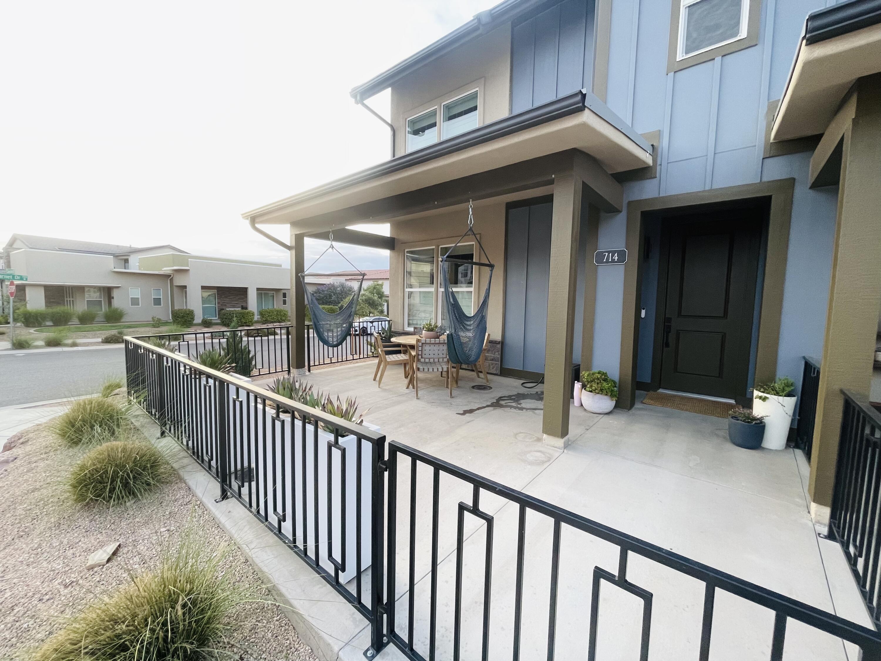 AUBURN HILLS - Residential