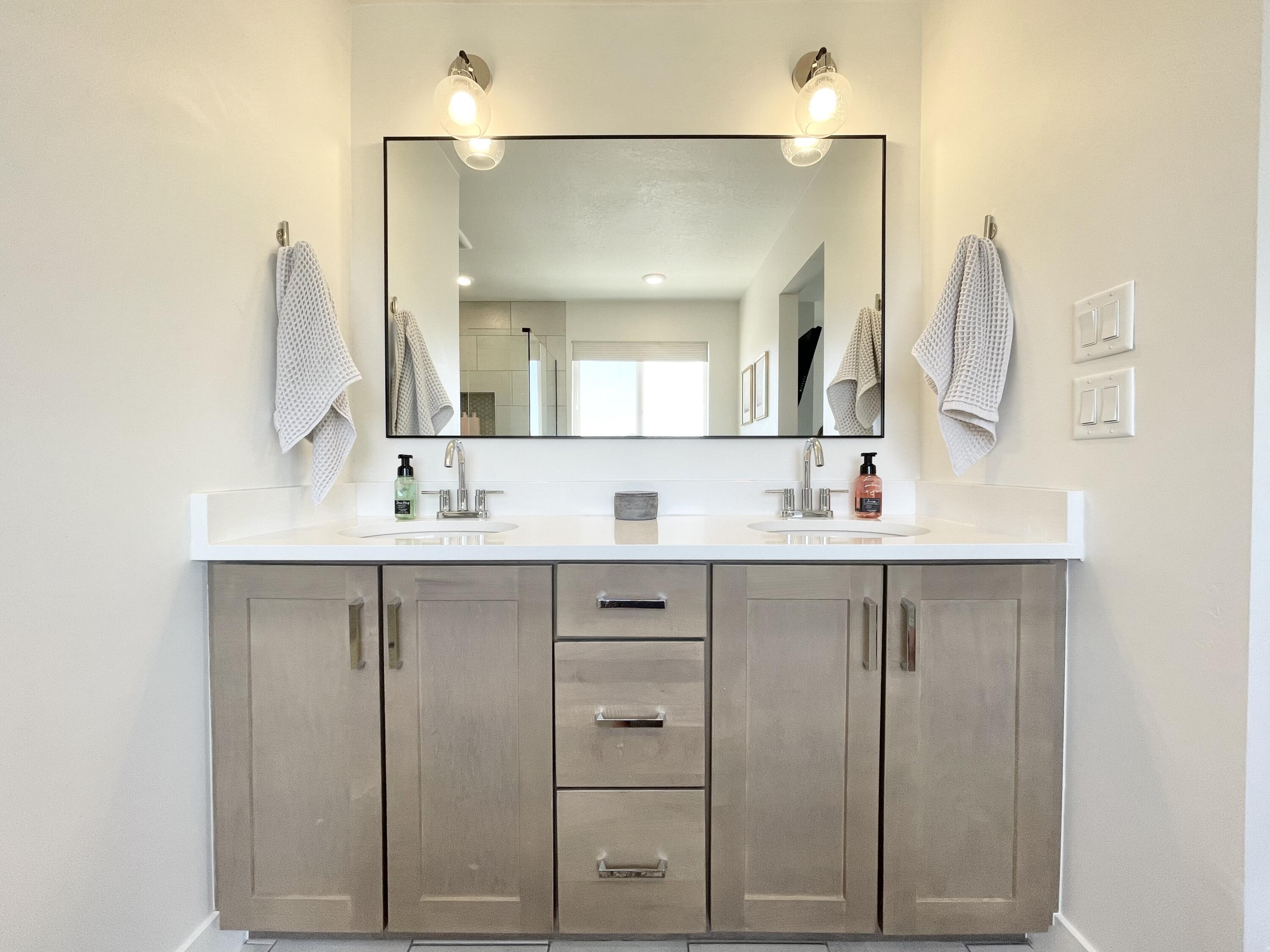 AUBURN HILLS - Residential