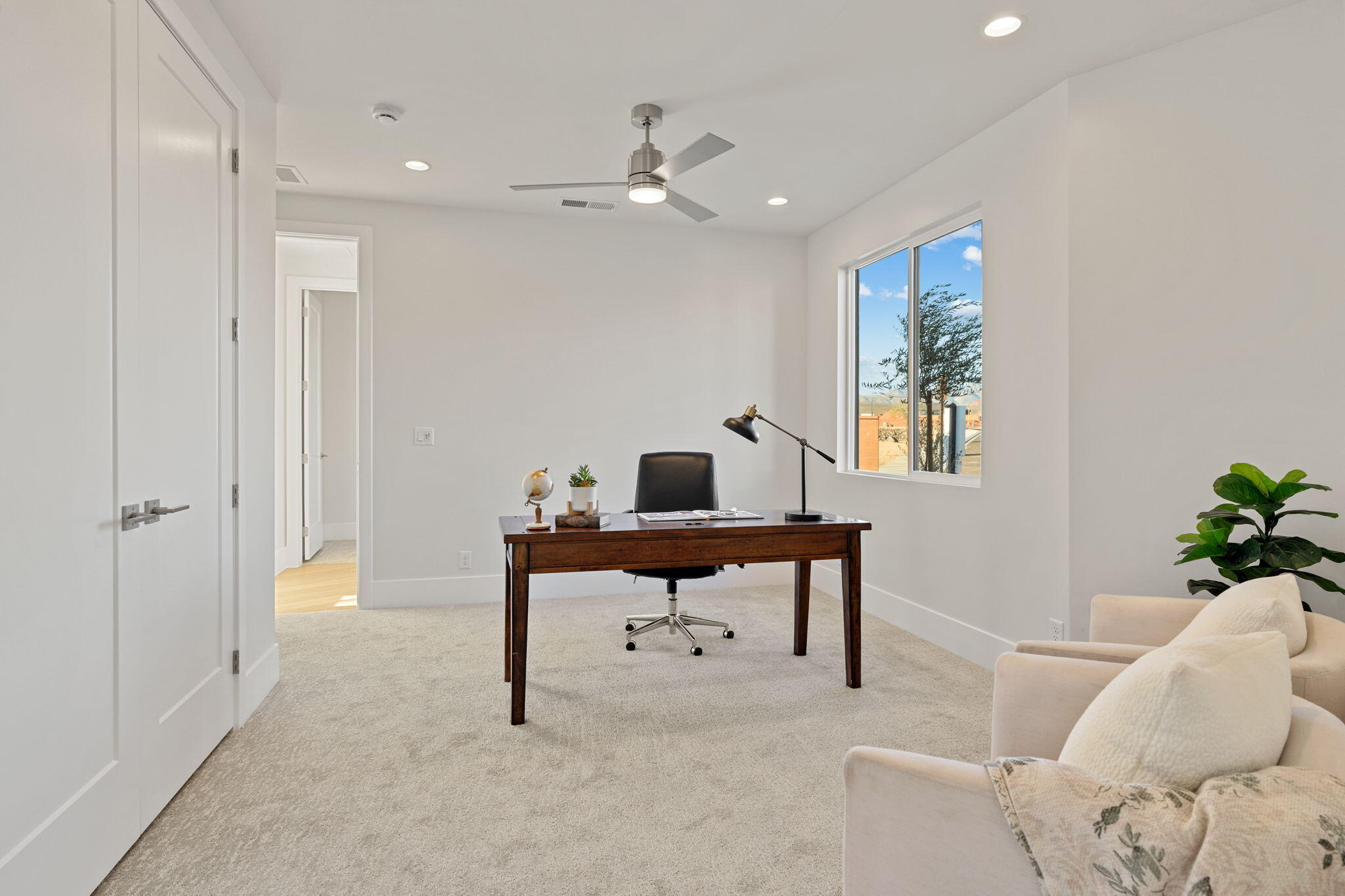 BLACK STONE - Residential