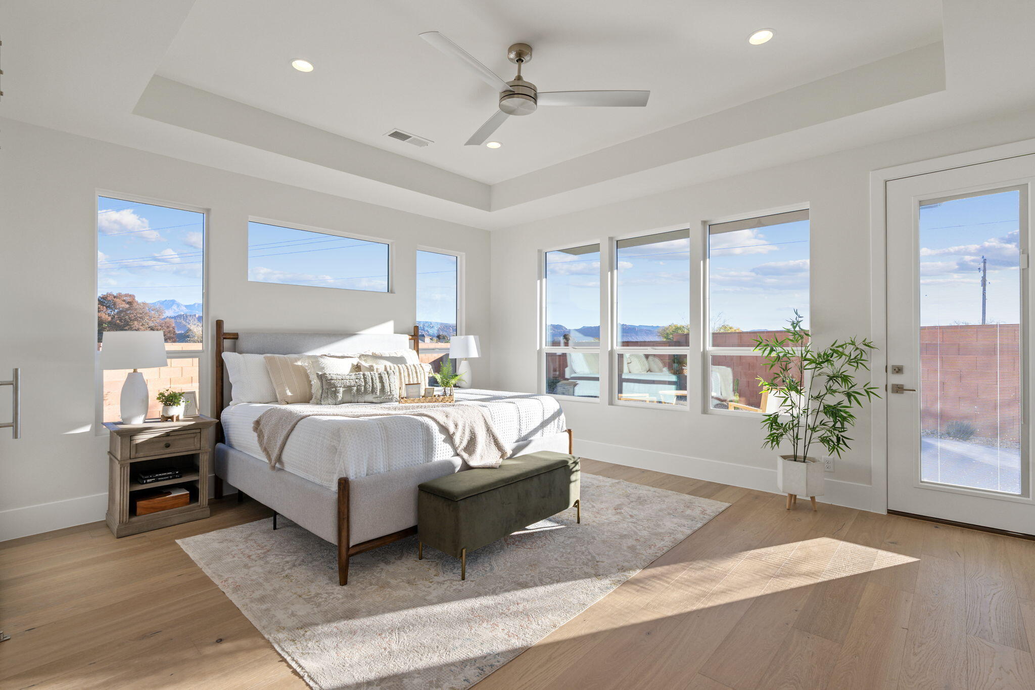 BLACK STONE - Residential