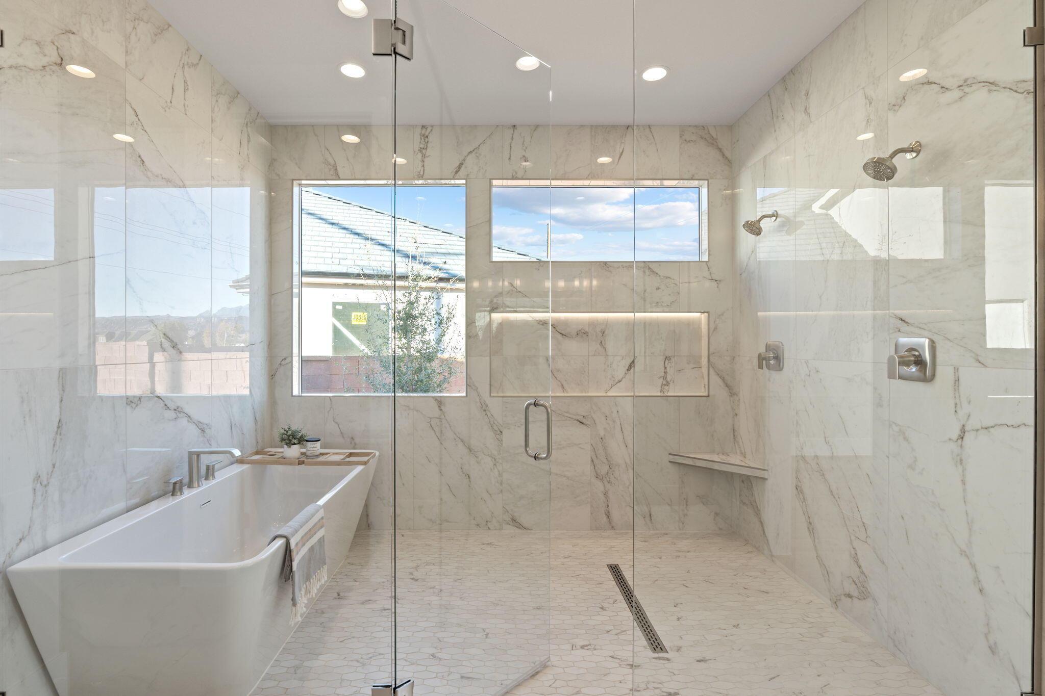 BLACK STONE - Residential