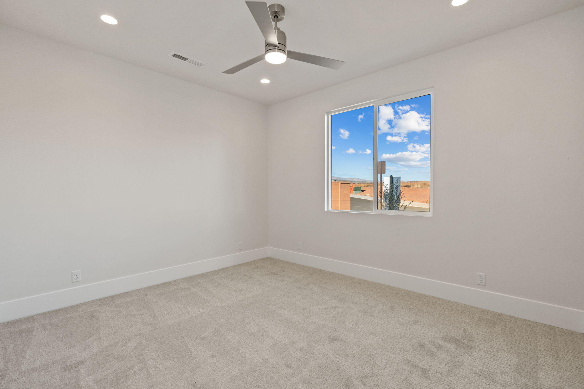 BLACK STONE - Residential