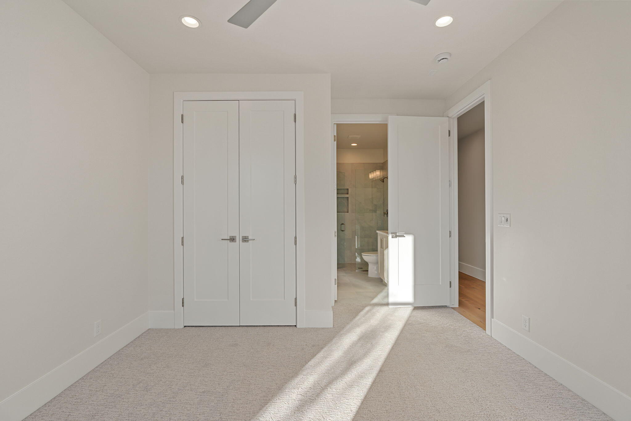 BLACK STONE - Residential