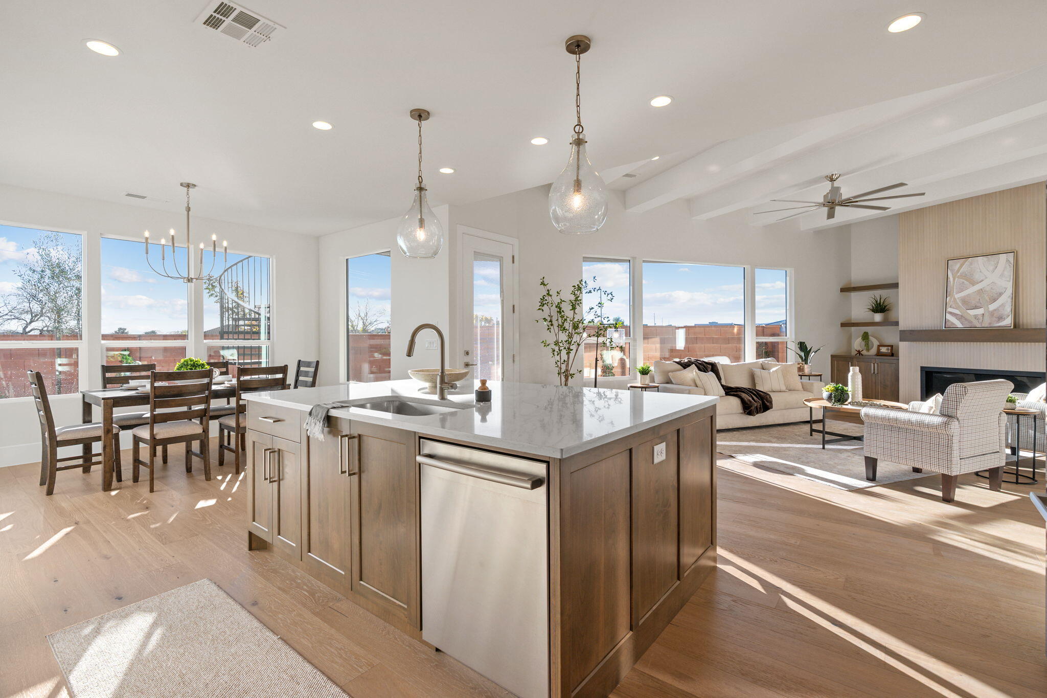 BLACK STONE - Residential