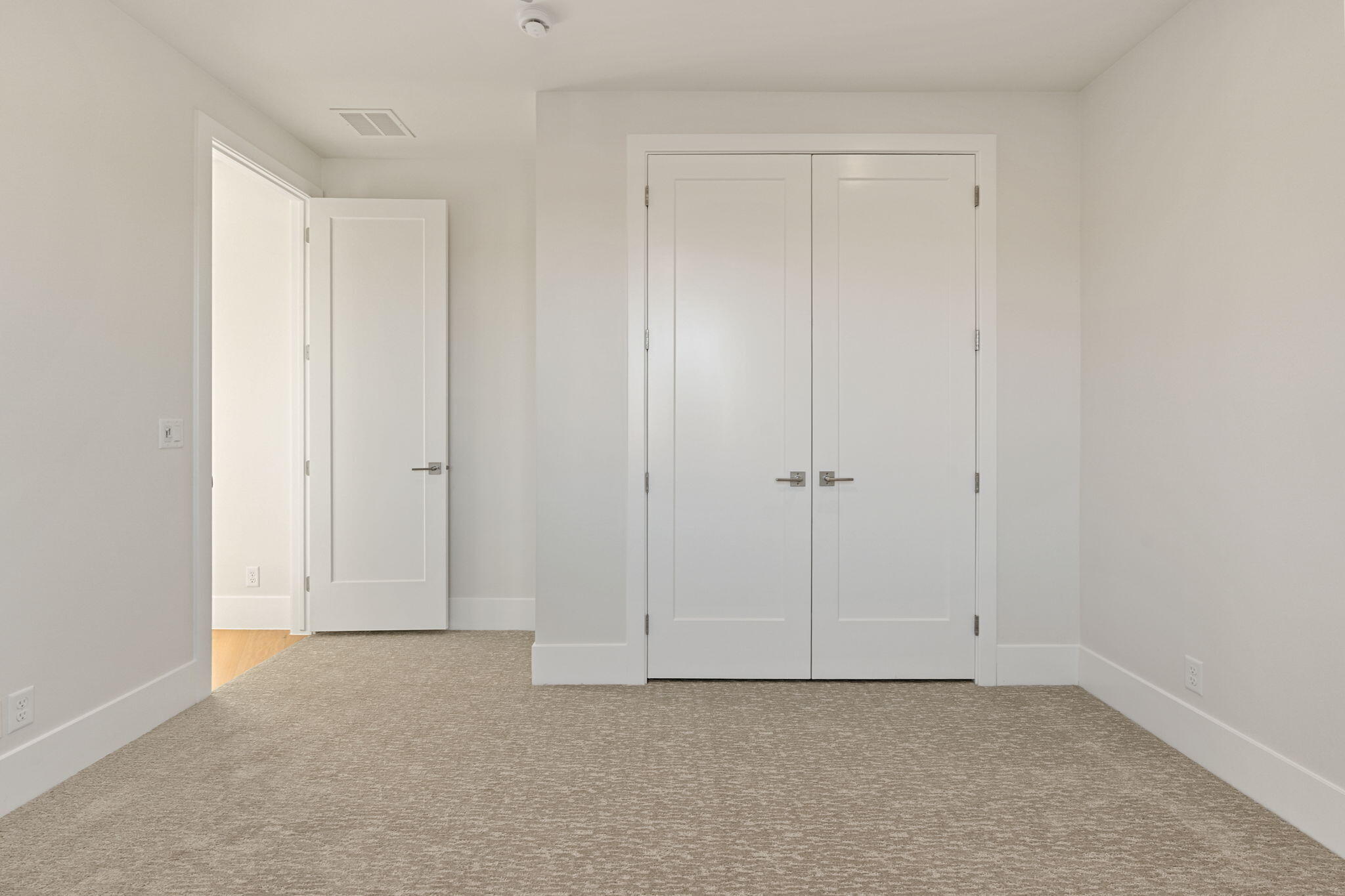 BLACK STONE - Residential