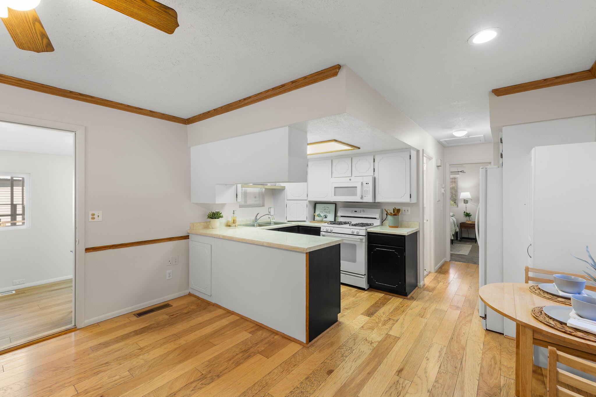 KINGS ROW ESTATES - Residential