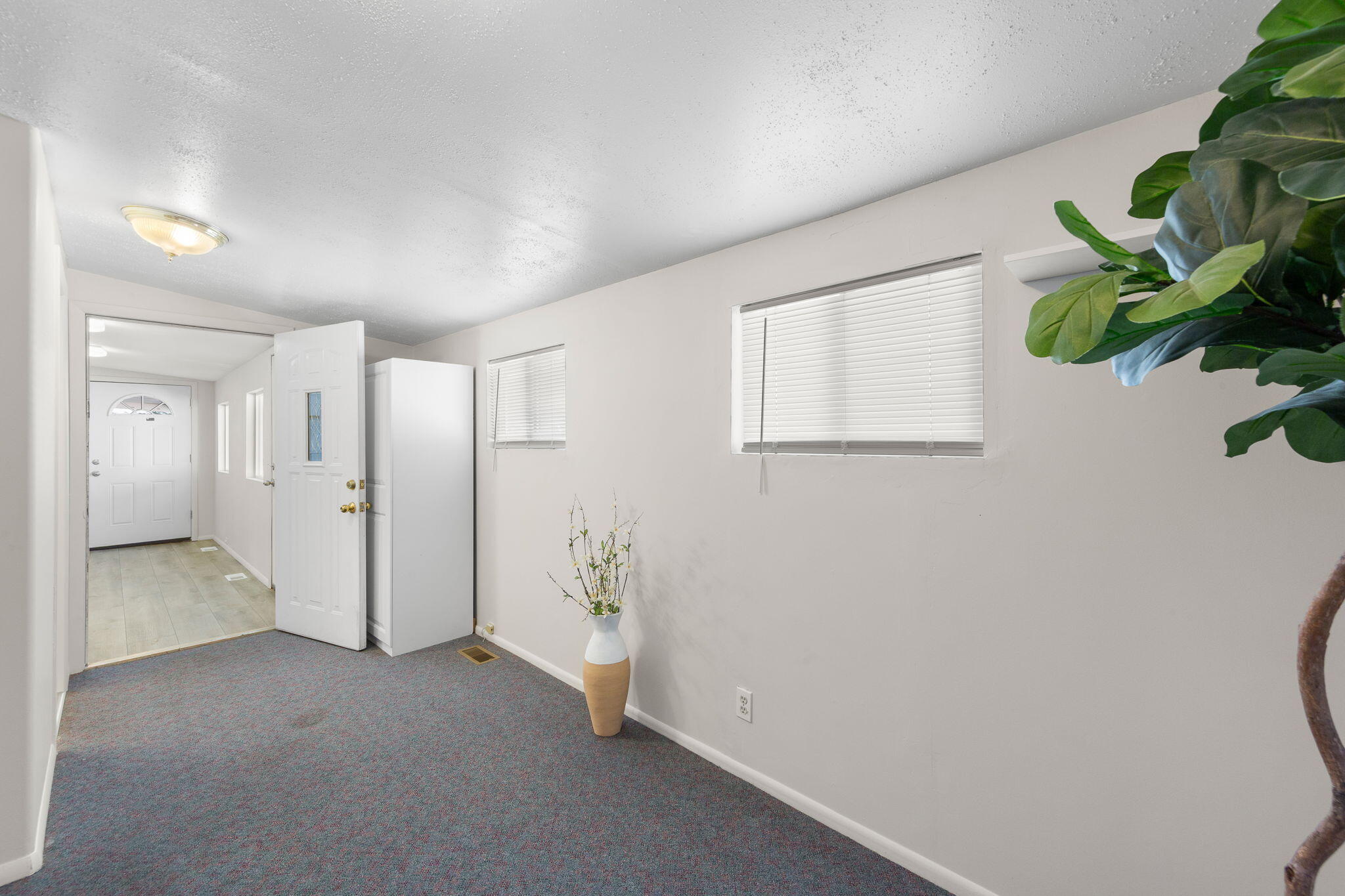 KINGS ROW ESTATES - Residential