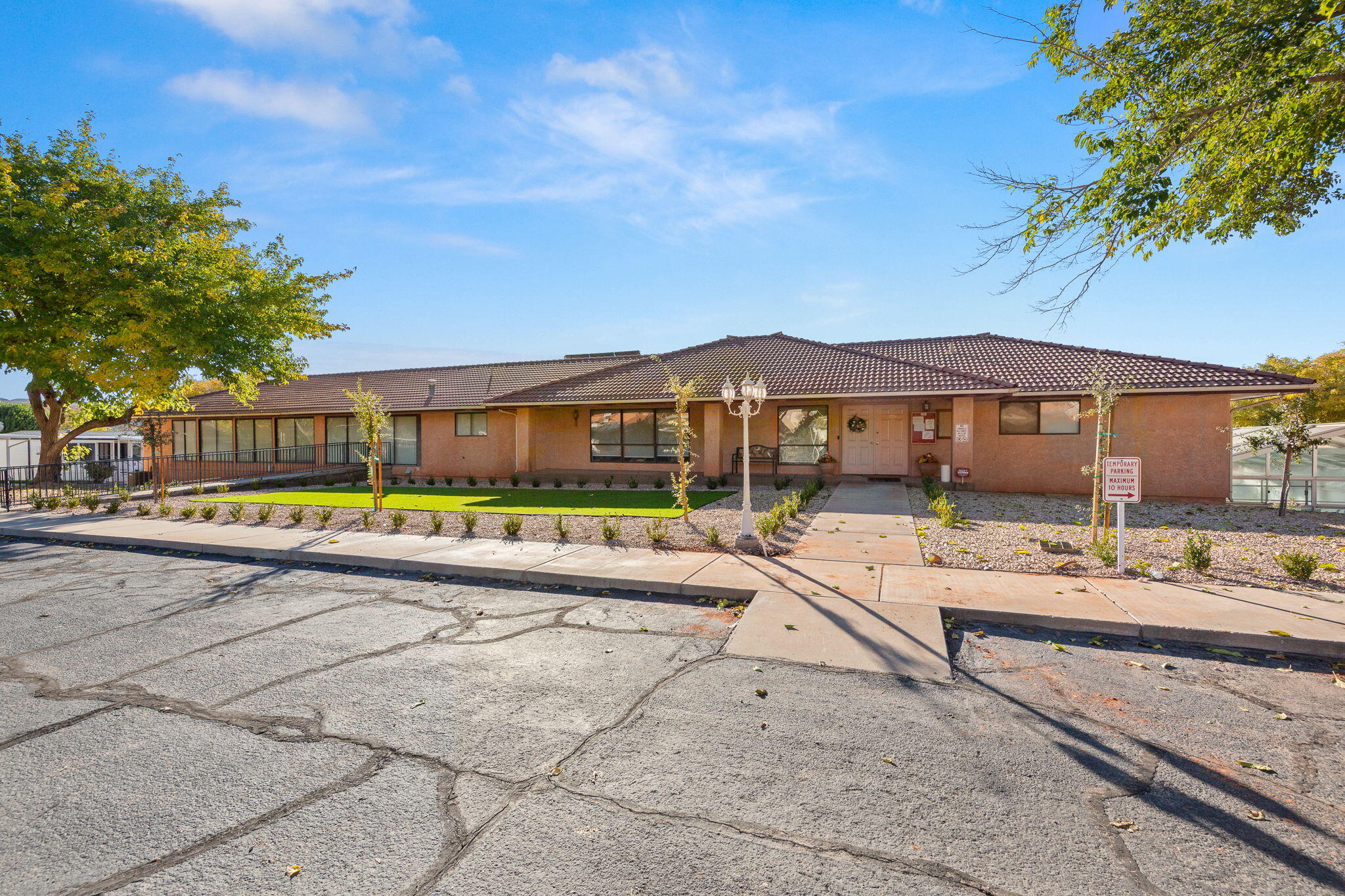 KINGS ROW ESTATES - Residential