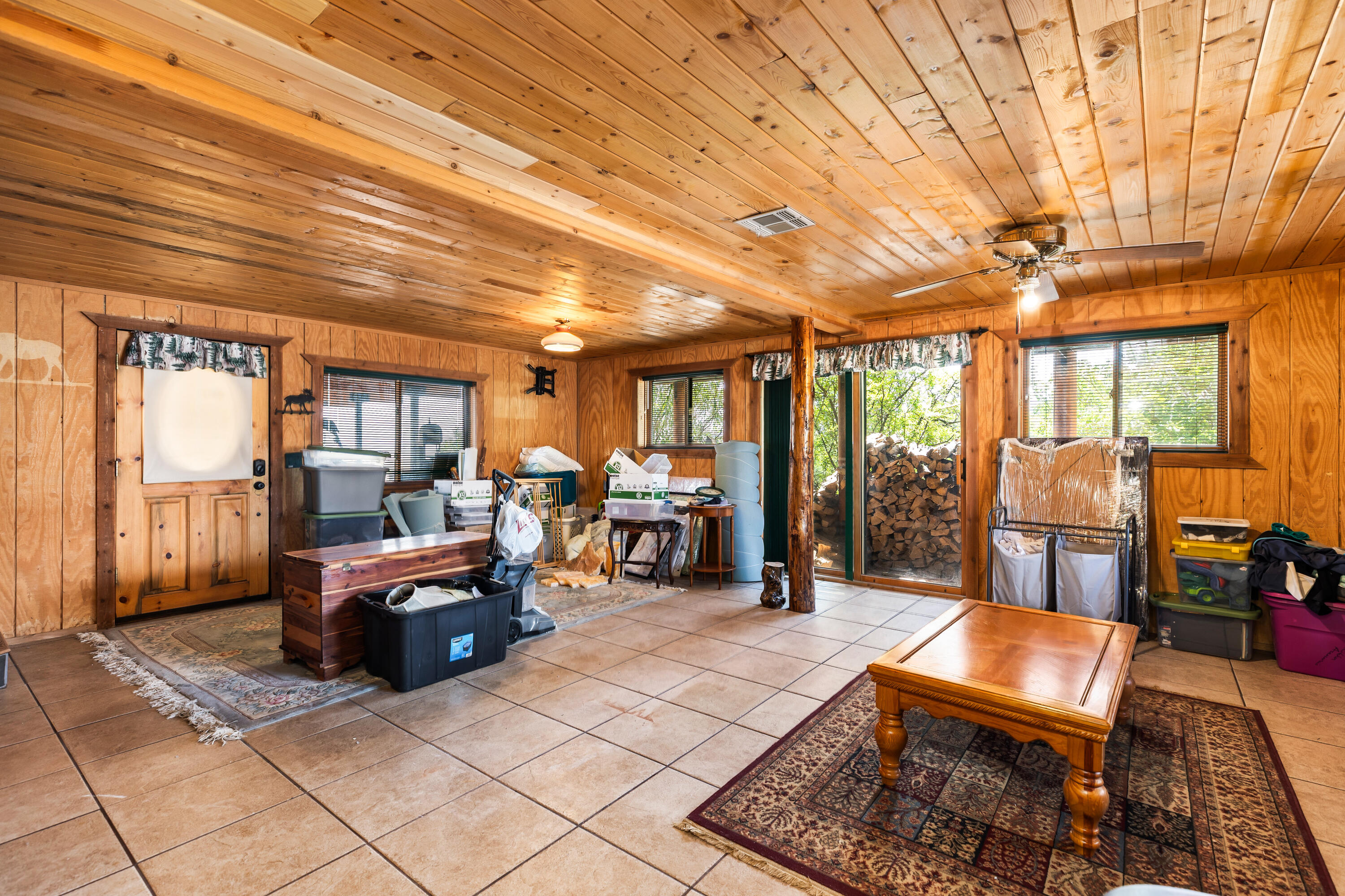 LEEDS TOWNSITE - Residential