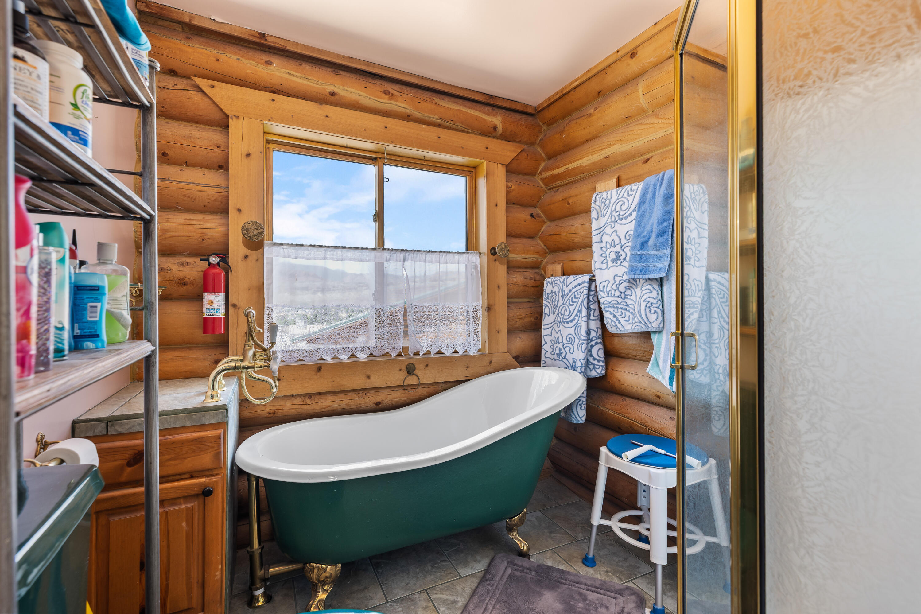 LEEDS TOWNSITE - Residential