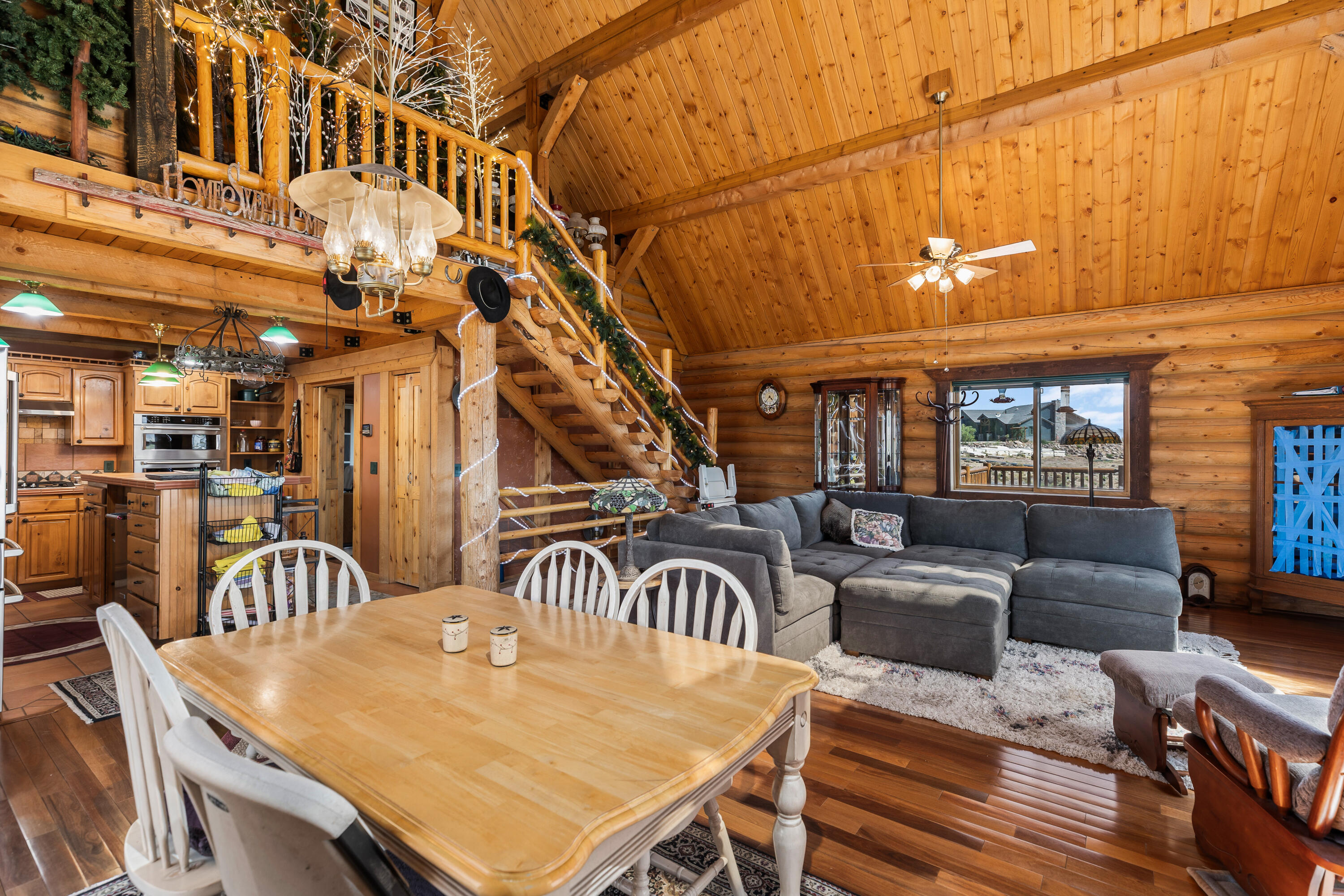 LEEDS TOWNSITE - Residential