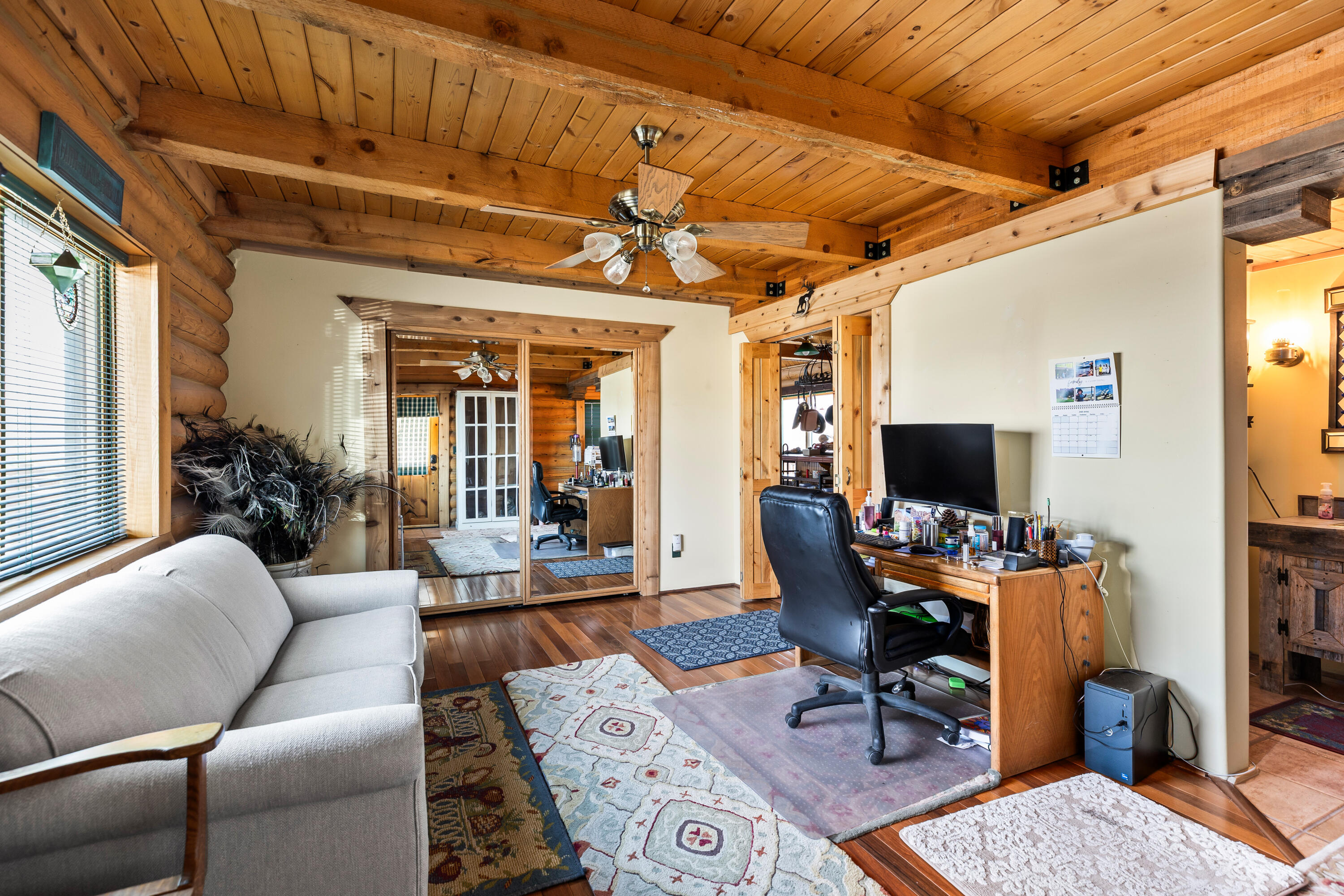 LEEDS TOWNSITE - Residential