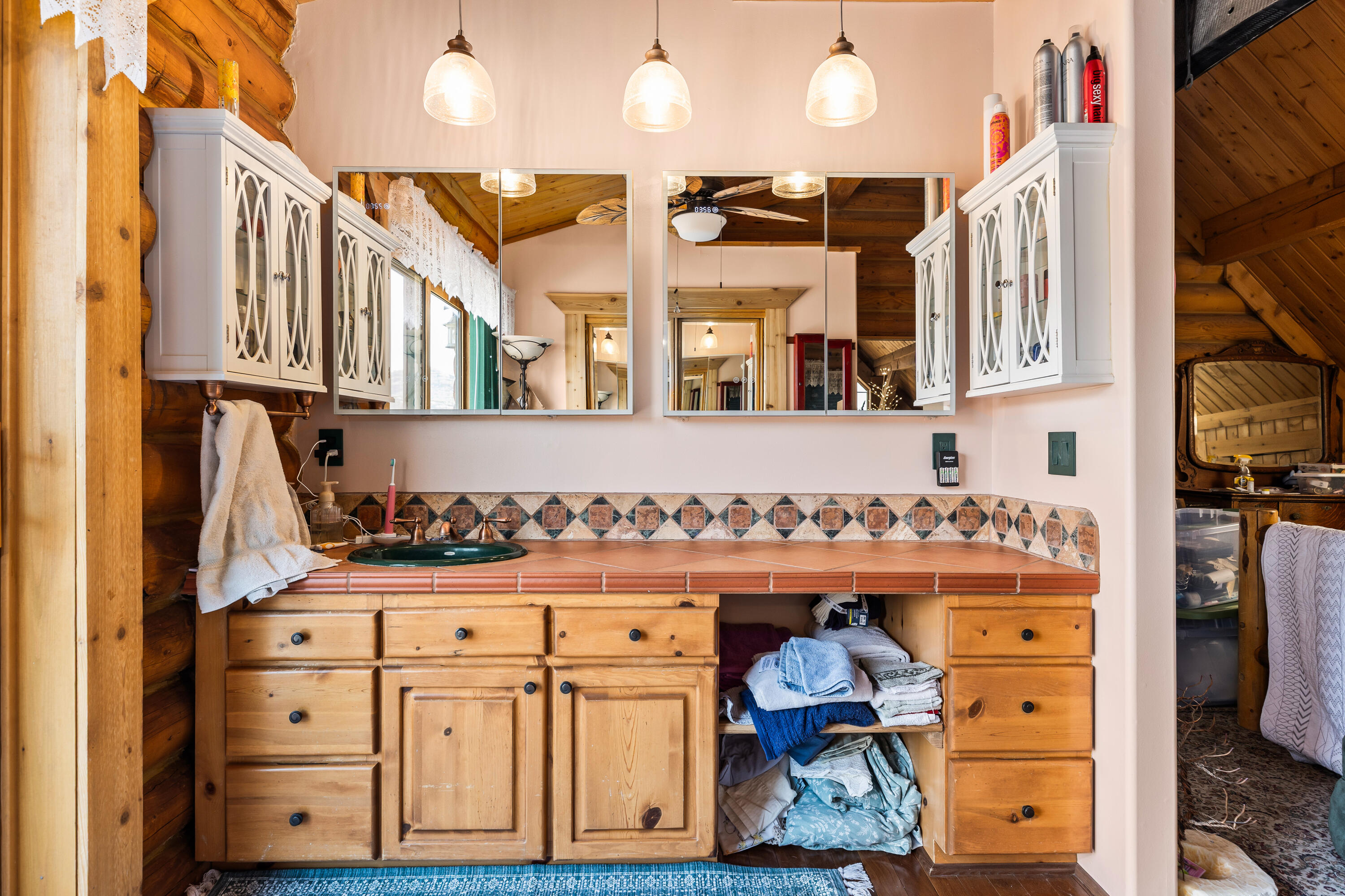 LEEDS TOWNSITE - Residential