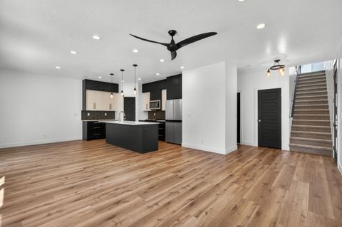 Tiny photo for 868 E DESERT CACTUS DR, Washington, UT 84780 (MLS # 26-273295)