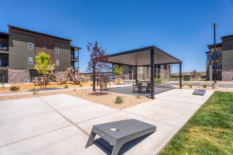 Tiny photo for 868 E DESERT CACTUS DR, Washington, UT 84780 (MLS # 26-273295)