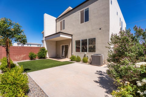 Tiny photo for 868 E DESERT CACTUS DR, Washington, UT 84780 (MLS # 26-273295)
