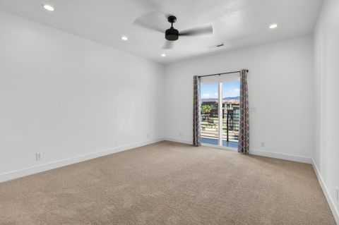 Tiny photo for 868 E DESERT CACTUS DR, Washington, UT 84780 (MLS # 26-273295)