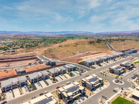 Tiny photo for 868 E DESERT CACTUS DR, Washington, UT 84780 (MLS # 26-273295)