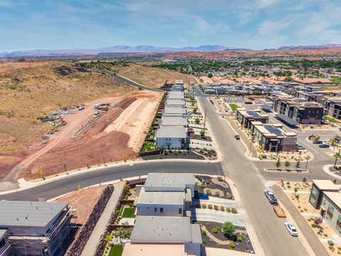 Tiny photo for 868 E DESERT CACTUS DR, Washington, UT 84780 (MLS # 26-273295)