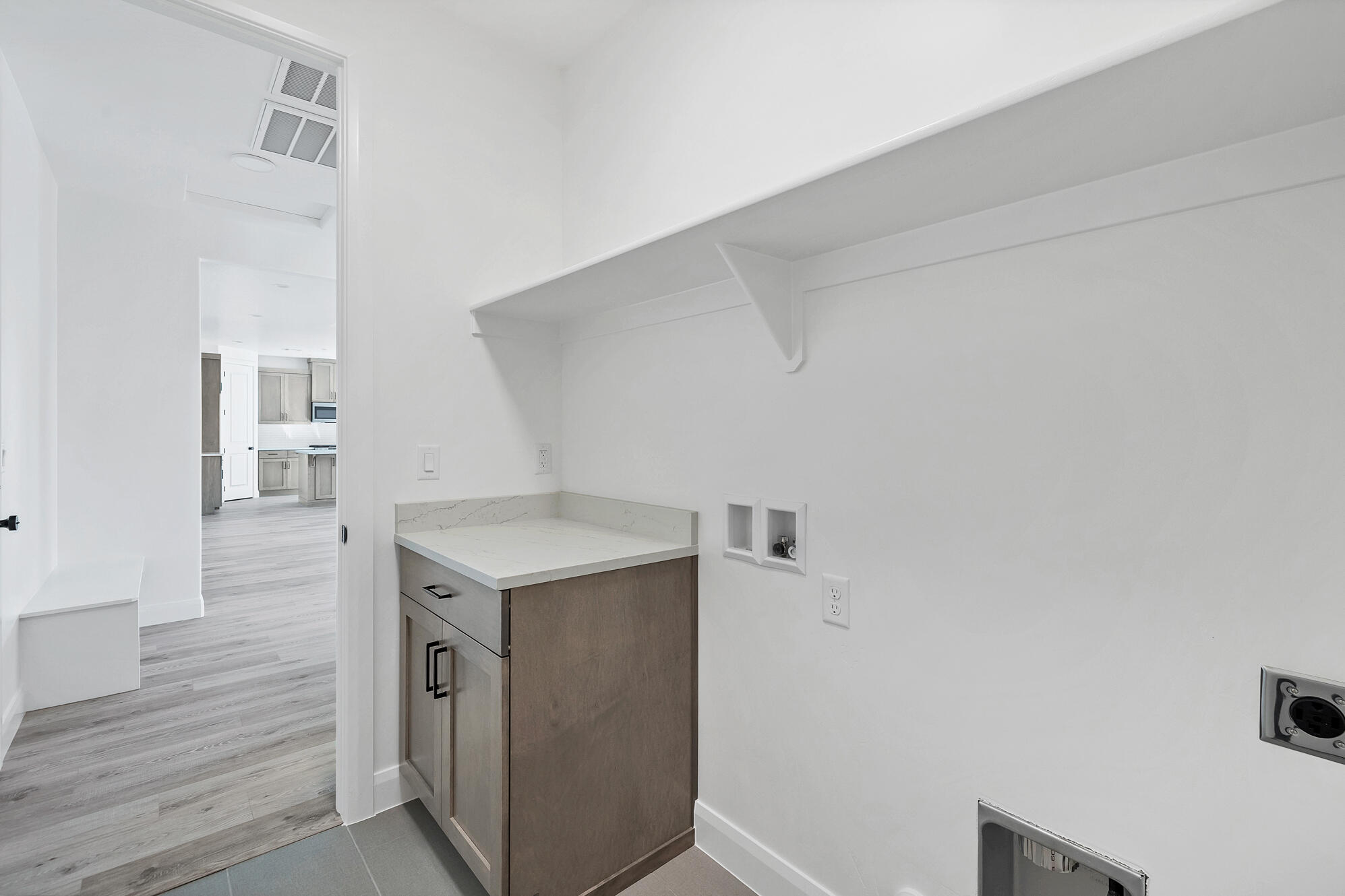 LAKESIDE AT DESERT SANDS - Residential