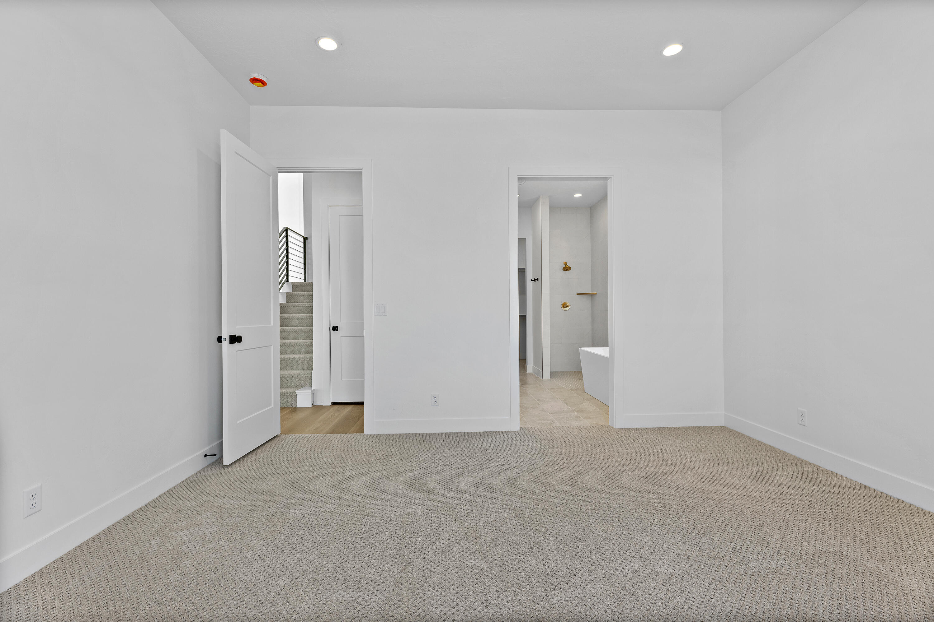 DESERT HORIZON - Residential