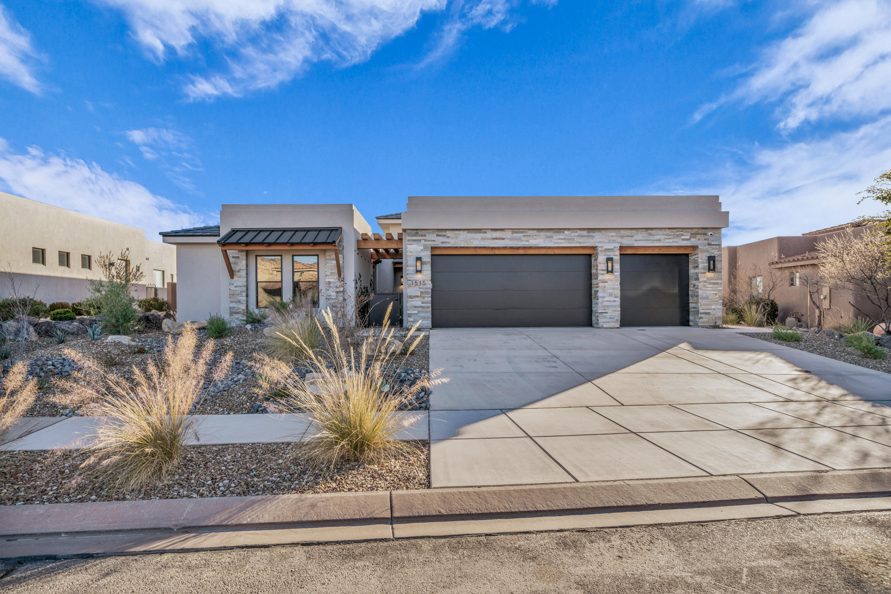 LEDGES OF ST GEORGE - Residential