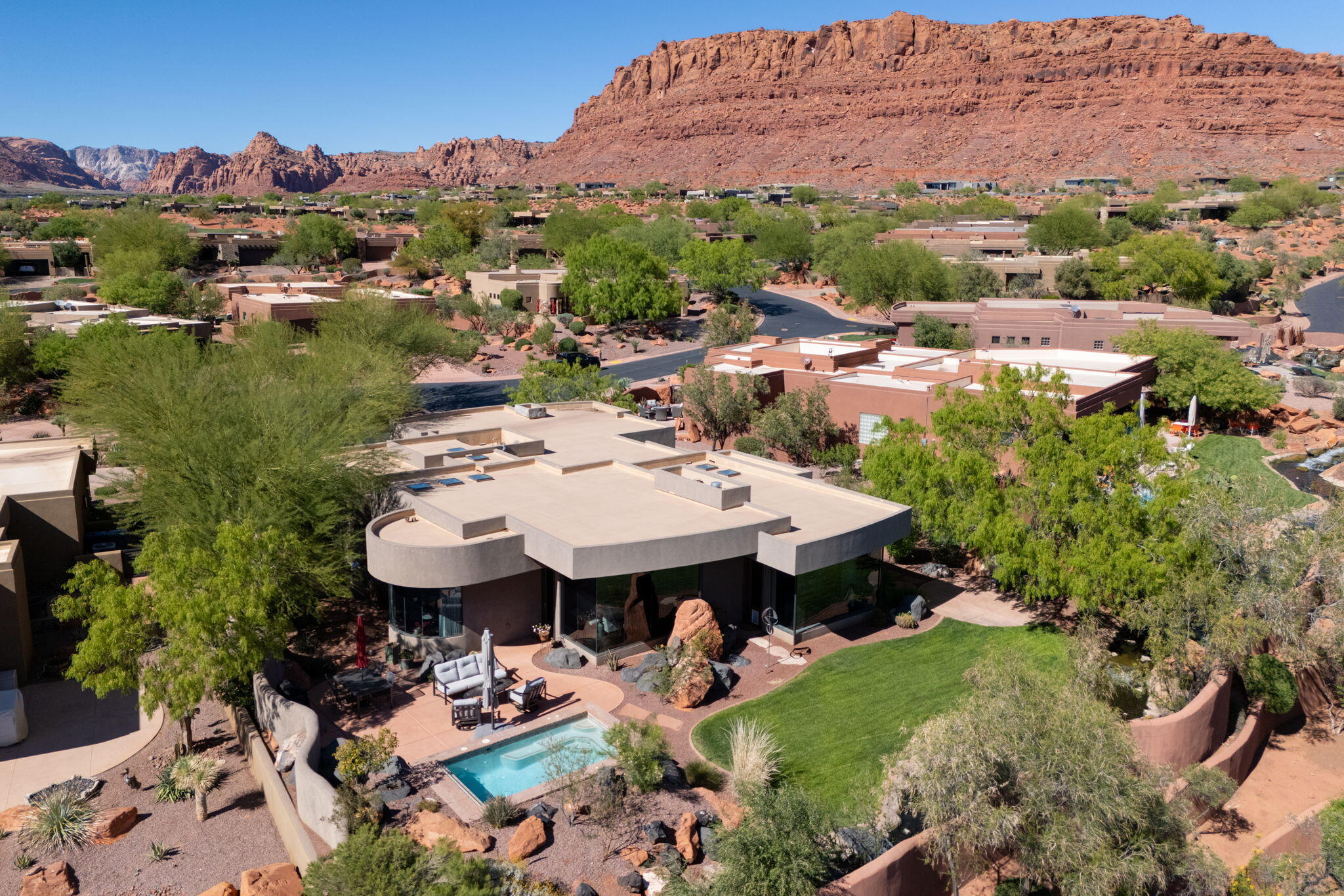 KACHINA SPRINGS EAST AT ENTRADA - Residential