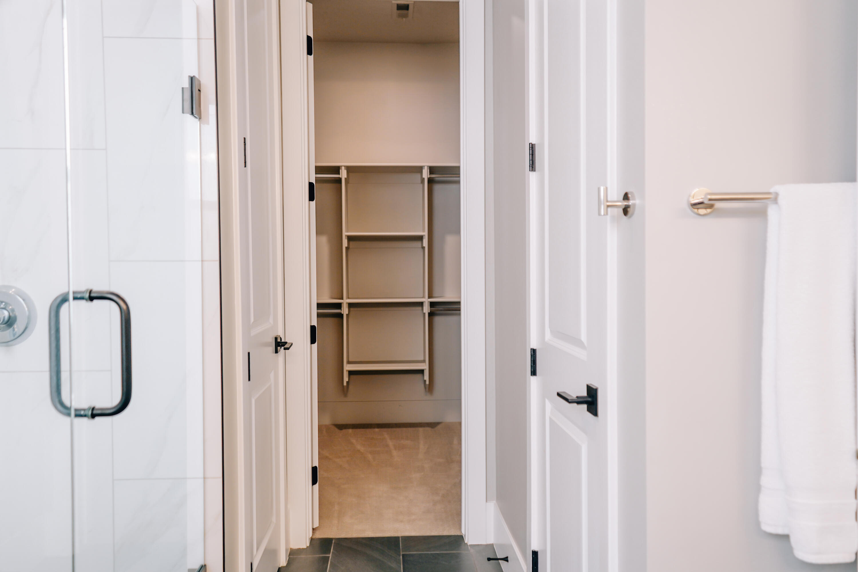 AUBURN HILLS - Residential