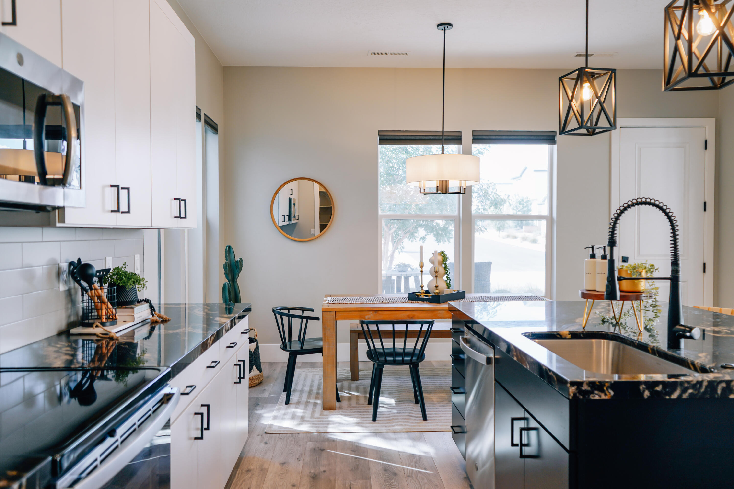 AUBURN HILLS - Residential