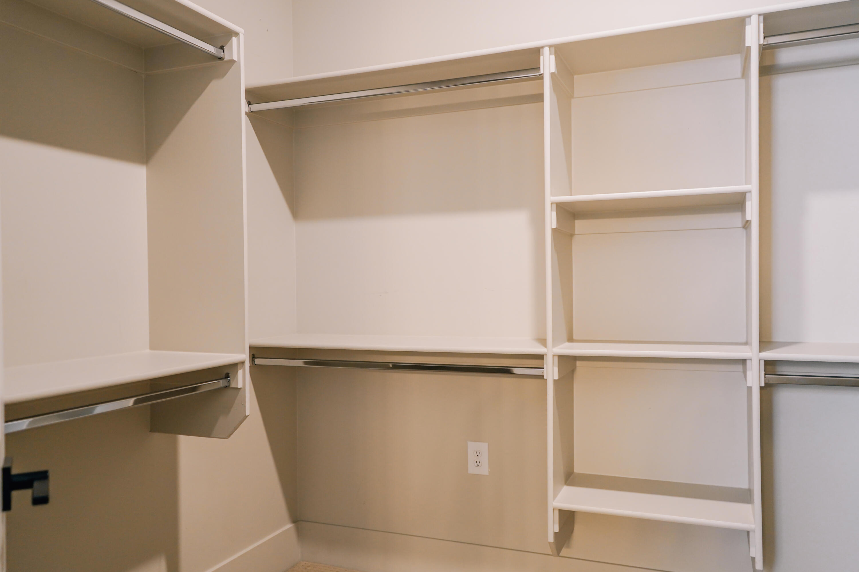 AUBURN HILLS - Residential