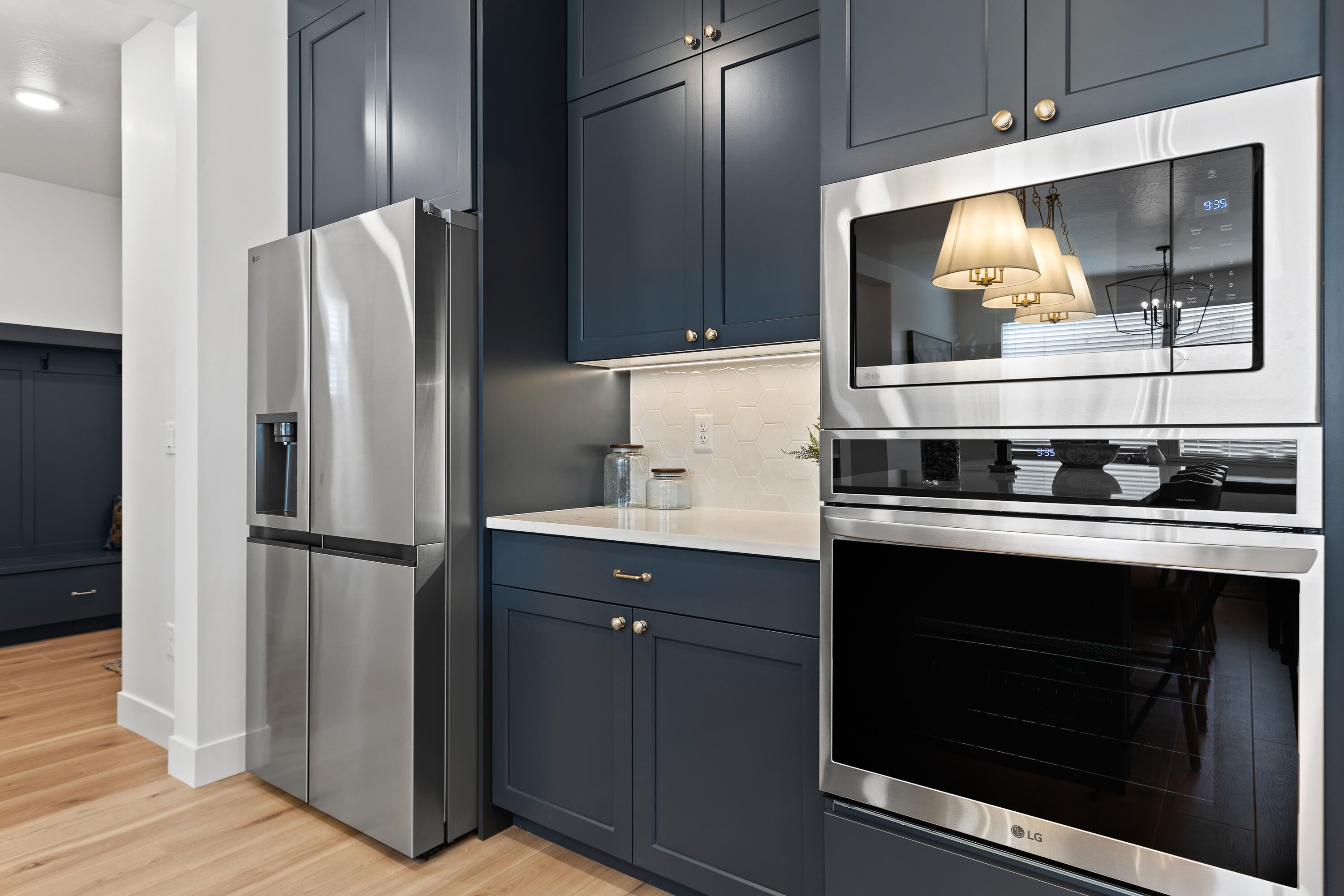 SANDS COVE - Residential